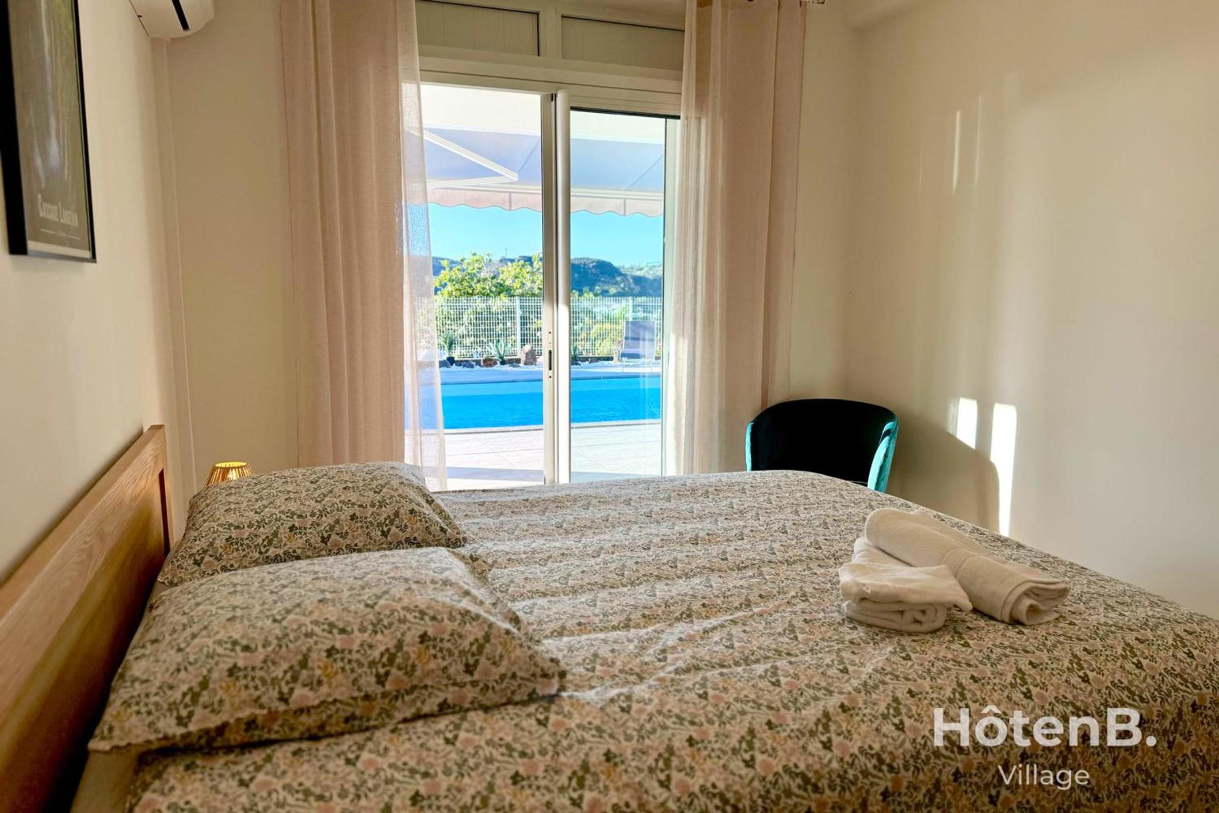 Villa Cosy Kerval Elegance and Serenity with Pool and Stunning Views view 5