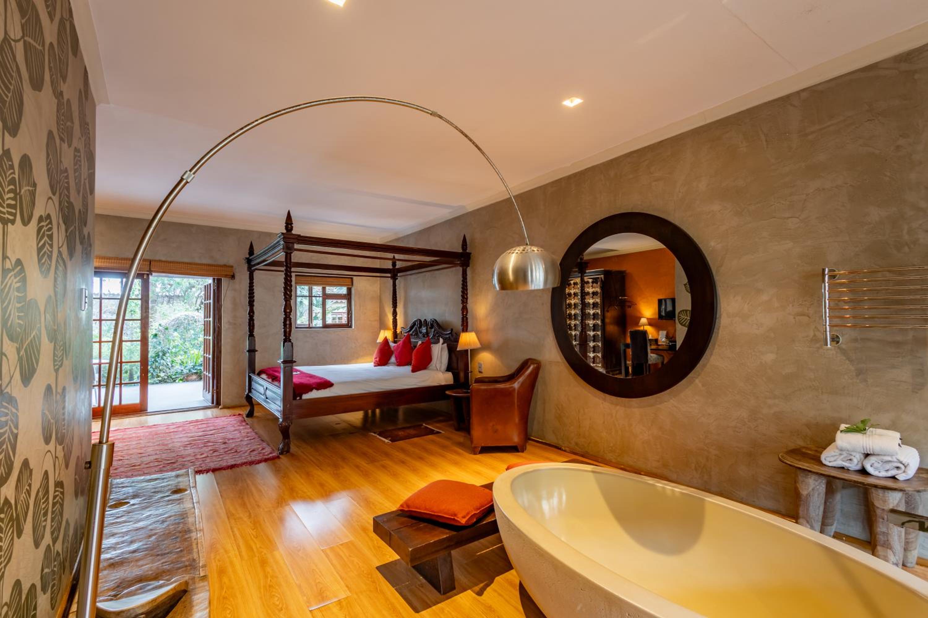 Port Elizabeth Vacations - Singa Lodge - Lion Roars Hotels  Lodges - Property Image 12