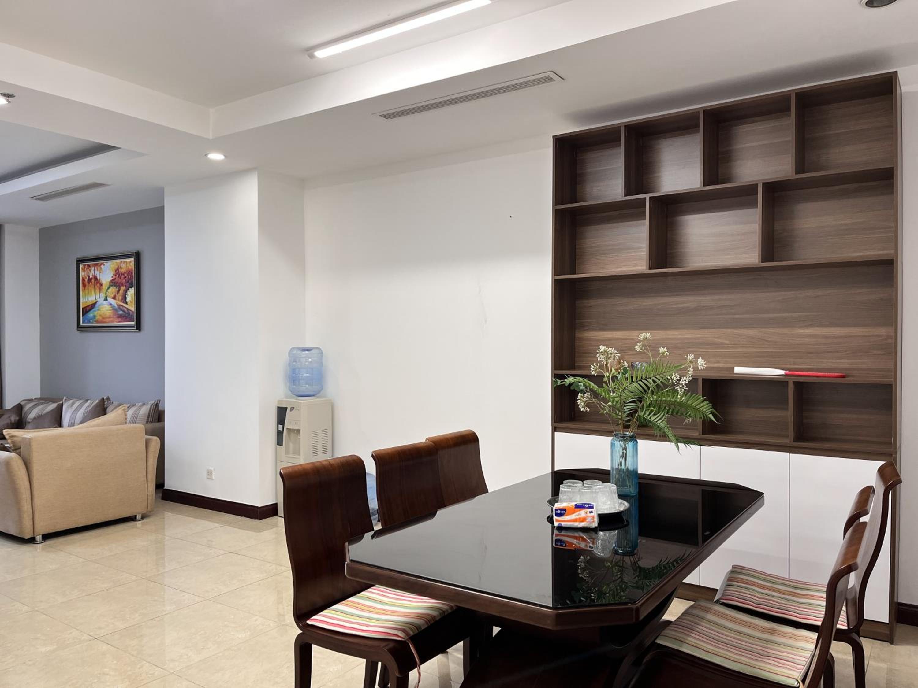 Vinhomes Royal City Luxury Apartment 2 Br