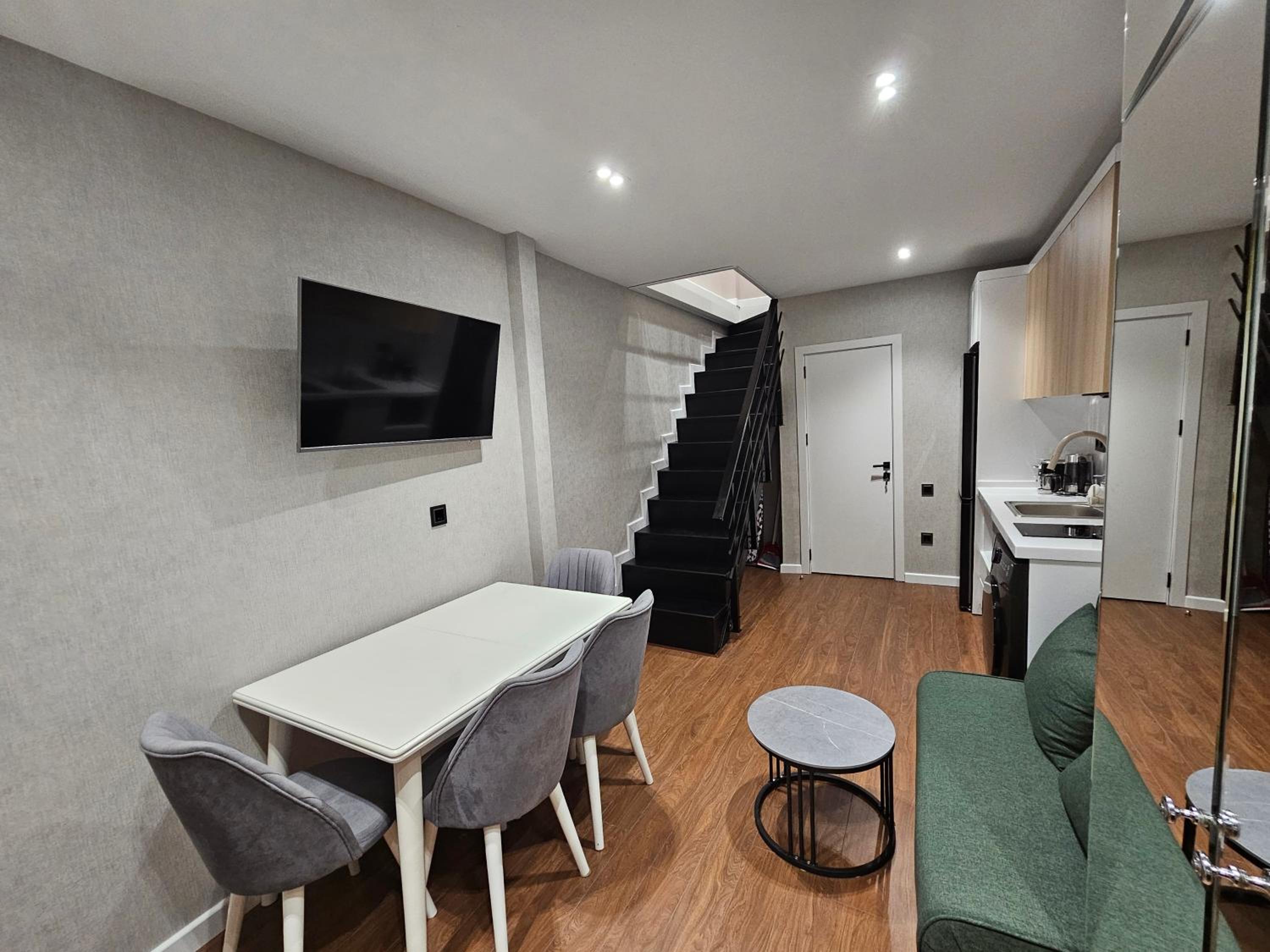 Molokan Garden Apartment