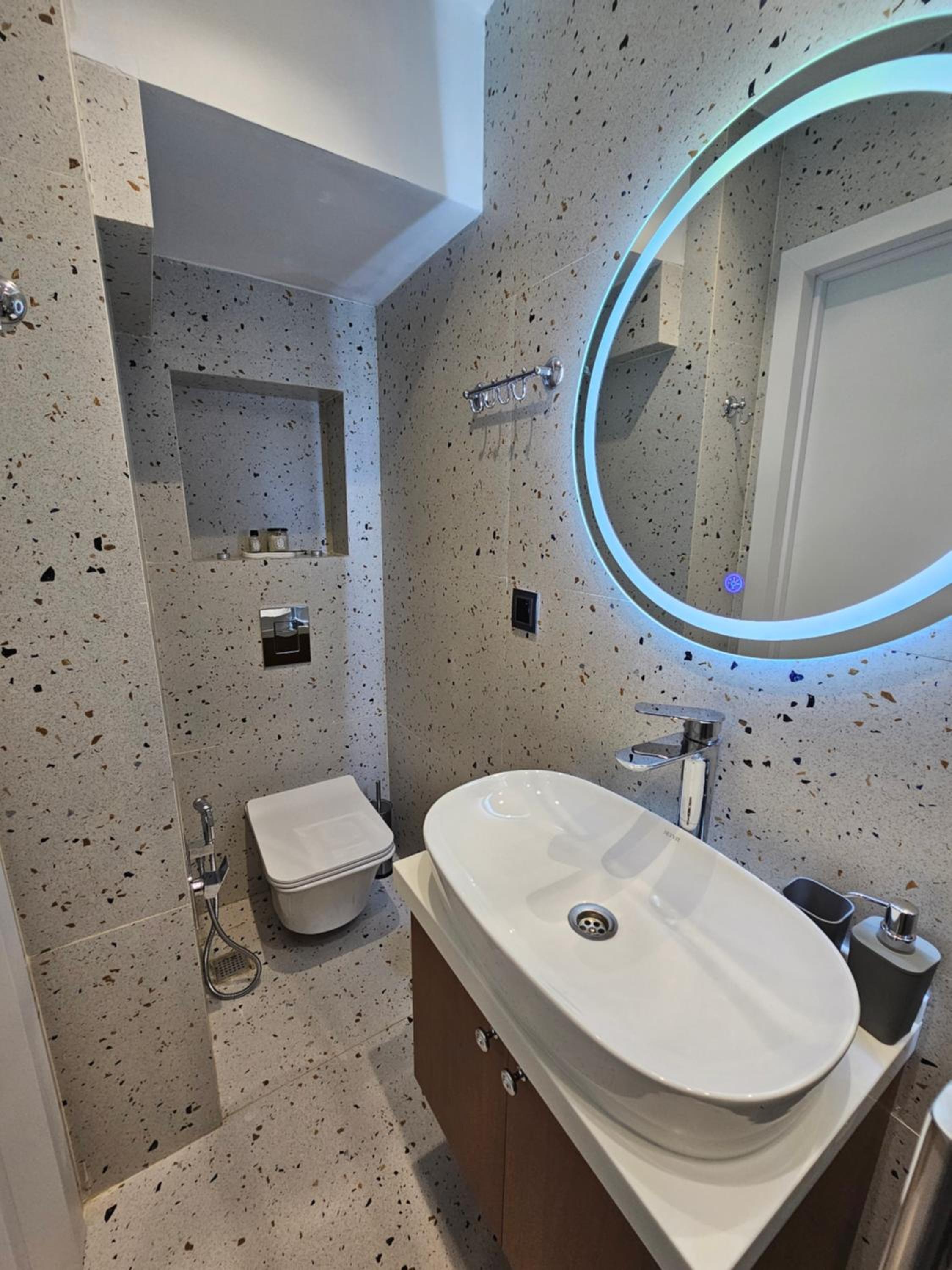 Molokan Garden Apartment