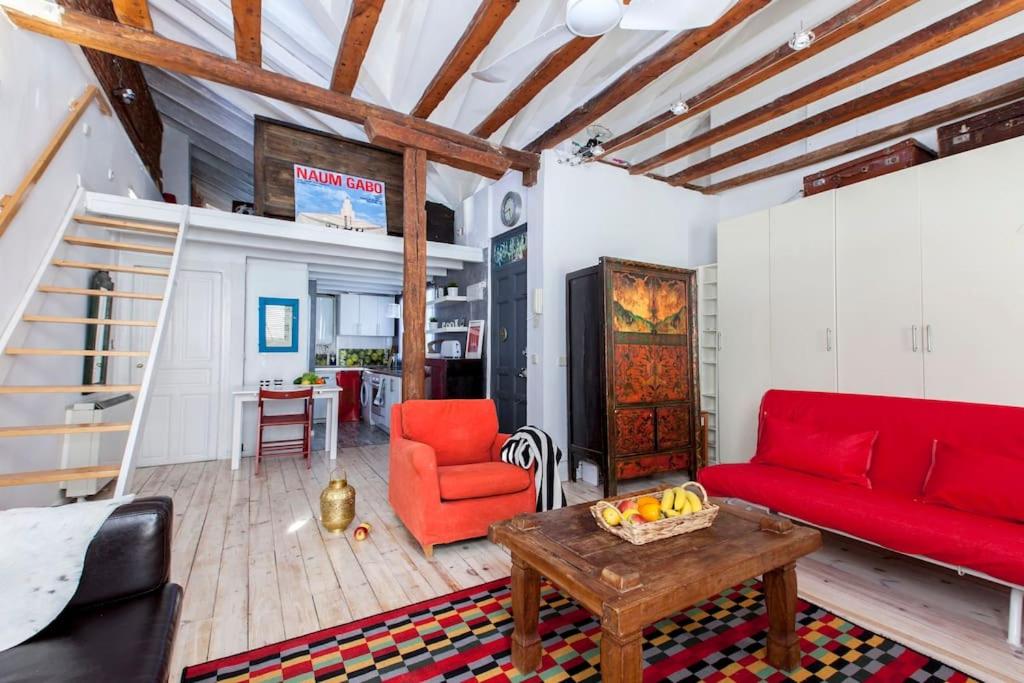 Penthouse with terrace heart of the city
