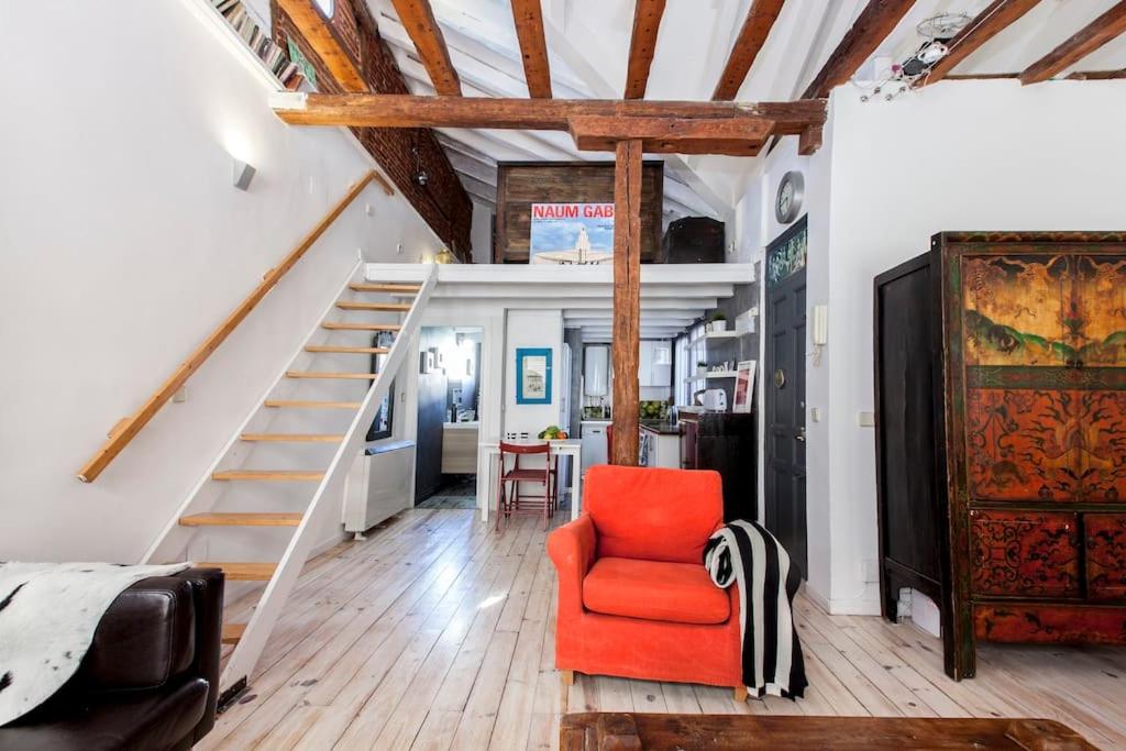 Penthouse with terrace heart of the city