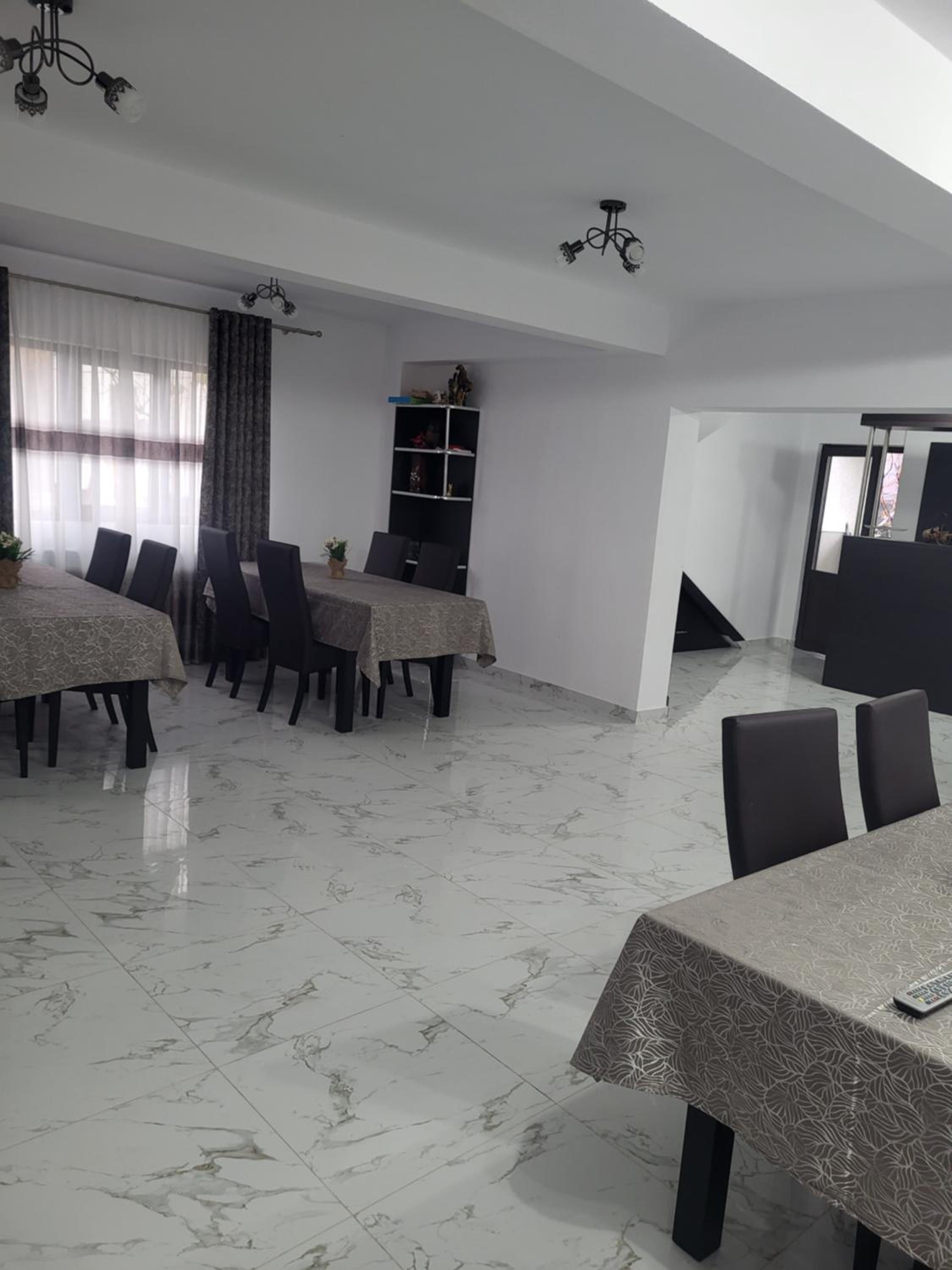 Vila MAE STAR
