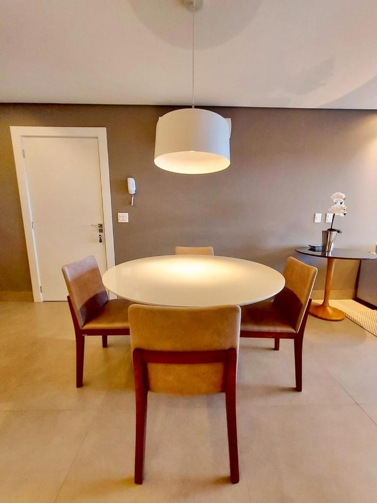 Alto Luxo - 12º Andar, Cama King e Móveis Assinados