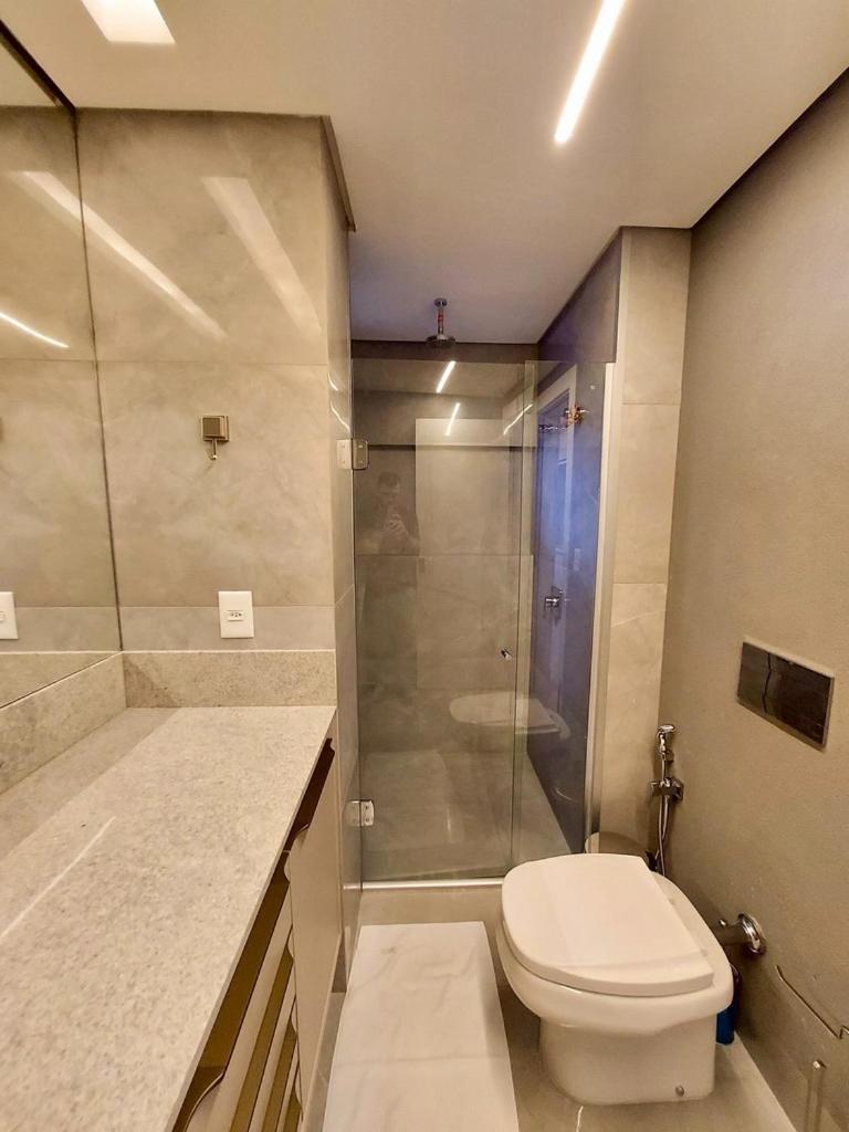 Alto Luxo - 12º Andar, Cama King e Móveis Assinados