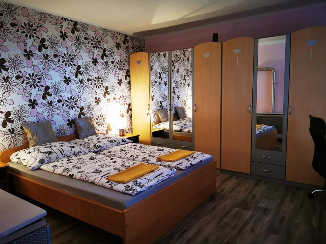 Örökzöld apartman