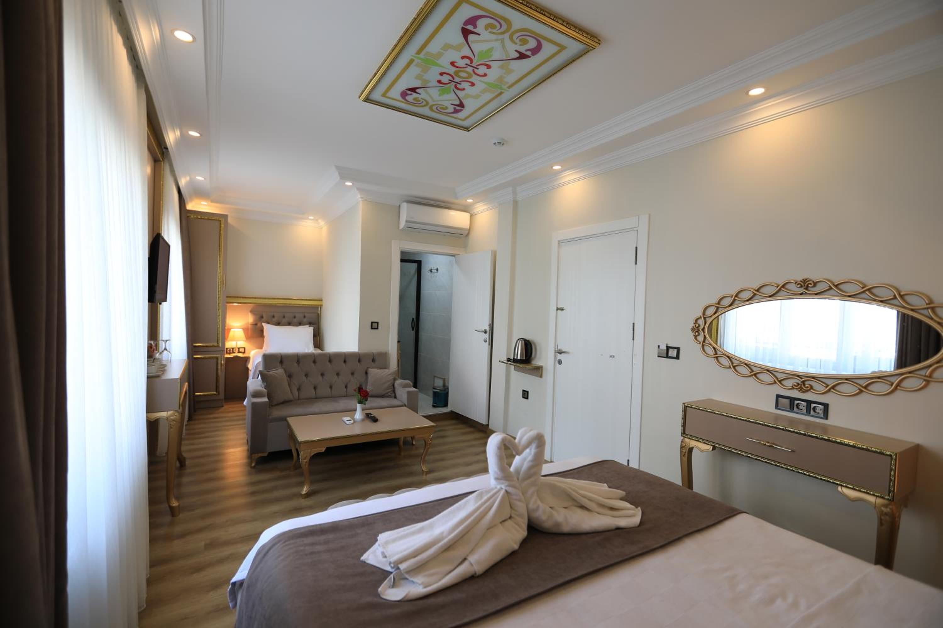 Blue Zerzevan Konak Otel - Image 11