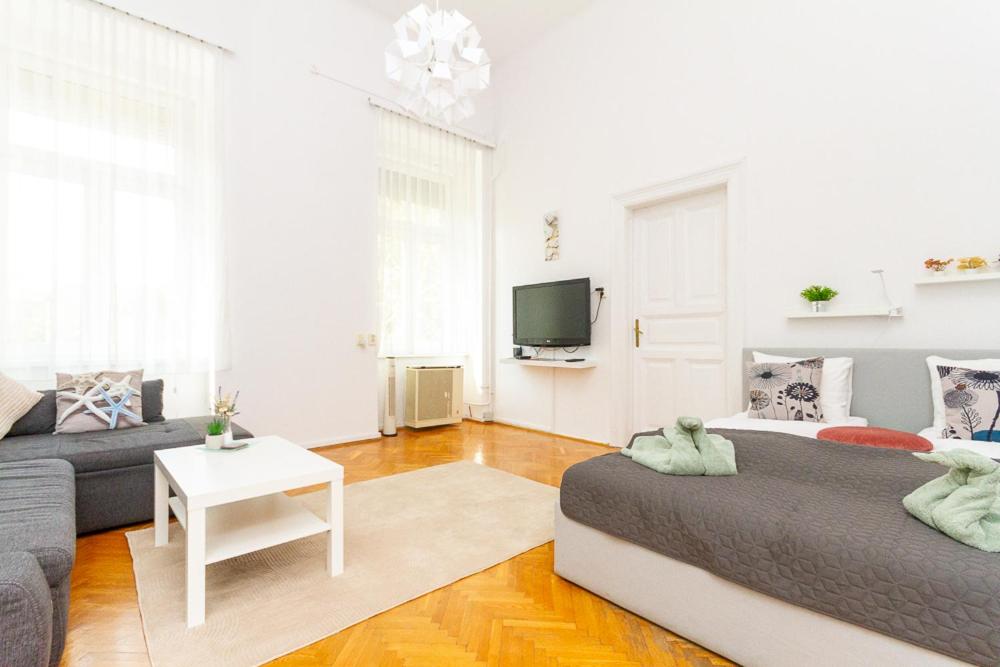 3BDR Spacious Stay Getaway Suite