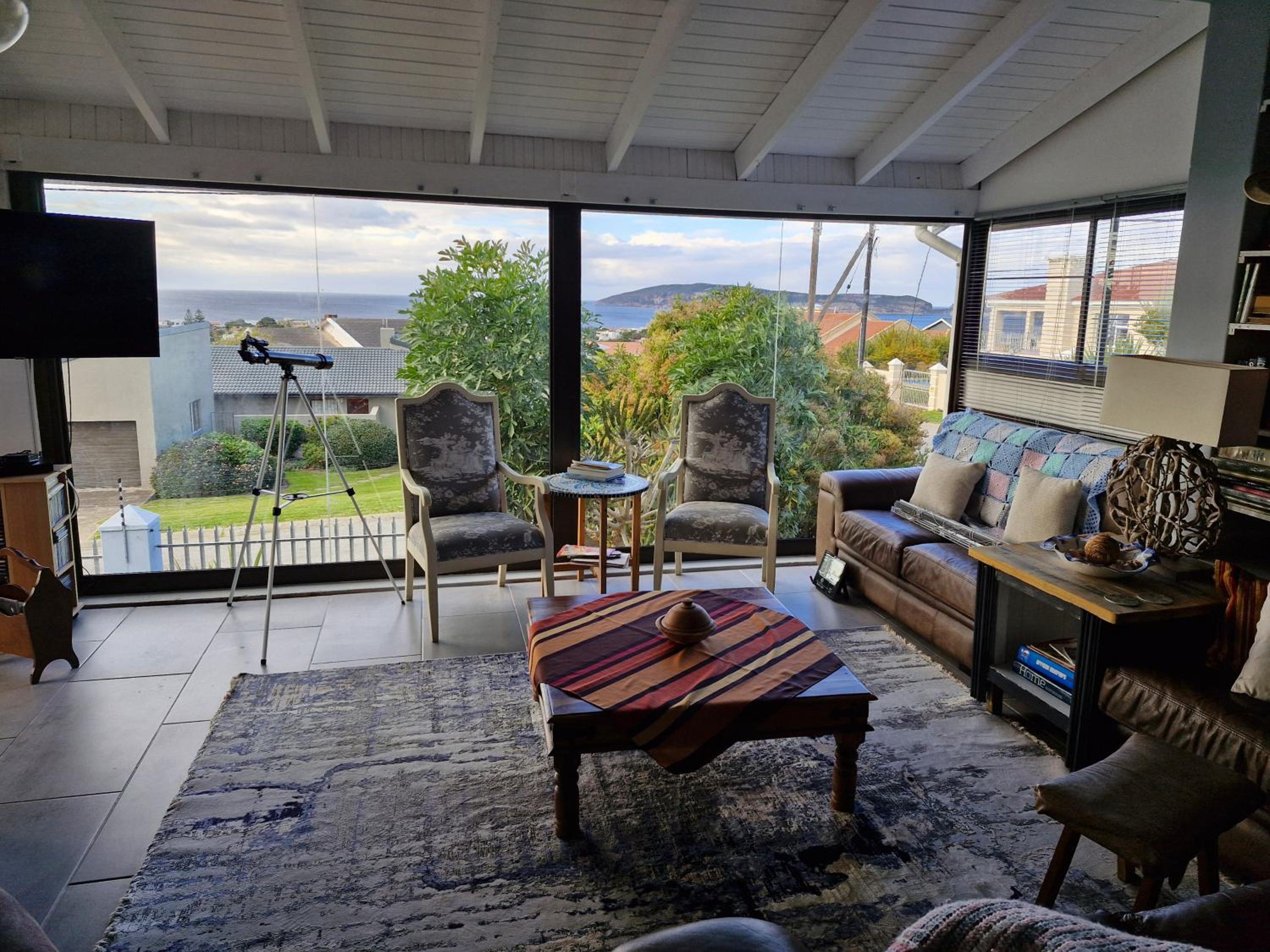 5-Bedroom Charming Coastal Home in Plettenberg Bay