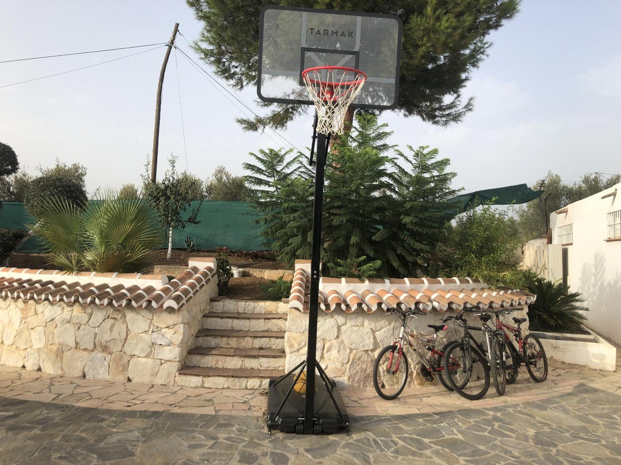 Cubo's Villa Fina & Minigolf included