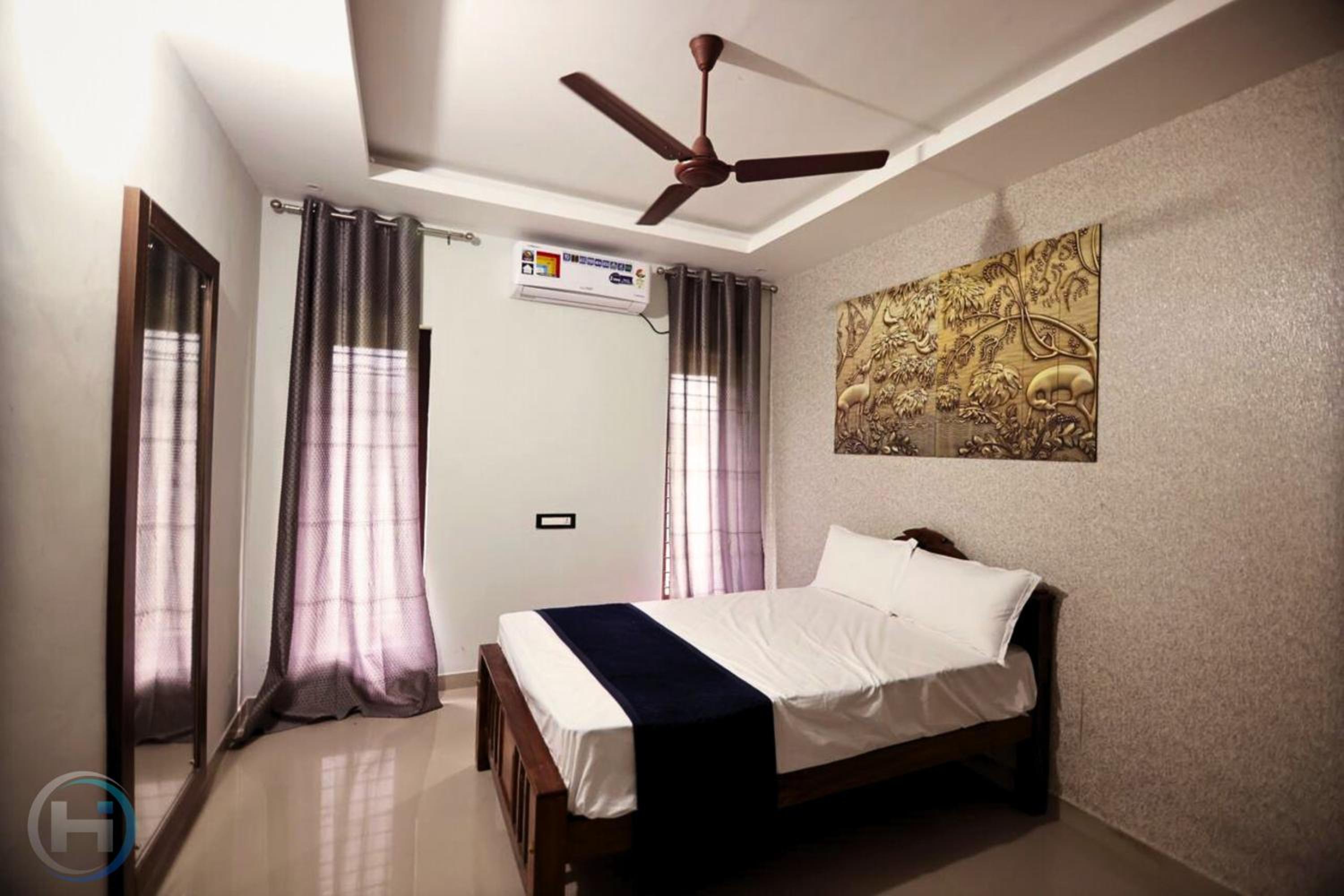 Private Villa in Kollam with Pool view 3