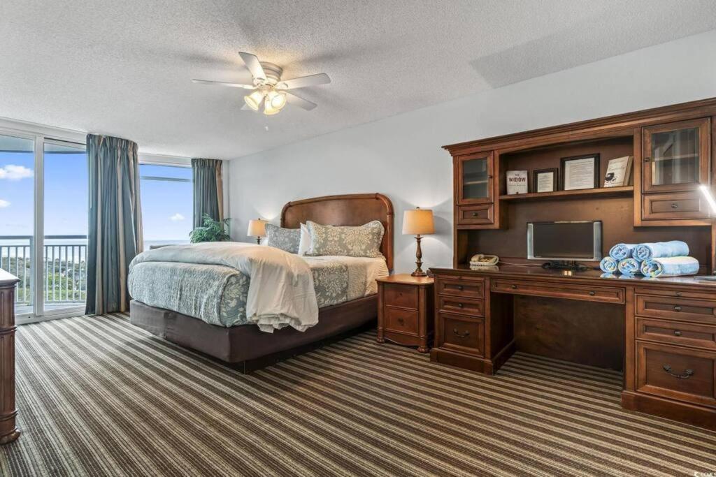 Spacious Luxurious 2B2B Ocean View Condo Sleeps 8 view 2