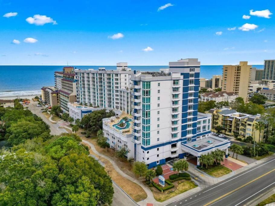 Spacious Luxurious 2B2B Ocean View Condo Sleeps 8 view 5