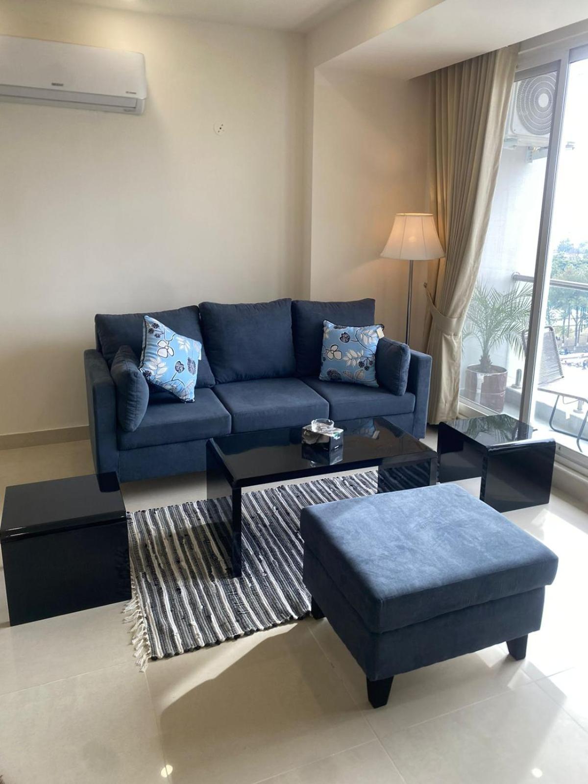 01 BHK CONDO IN FRONT OF CENTORUs view 3