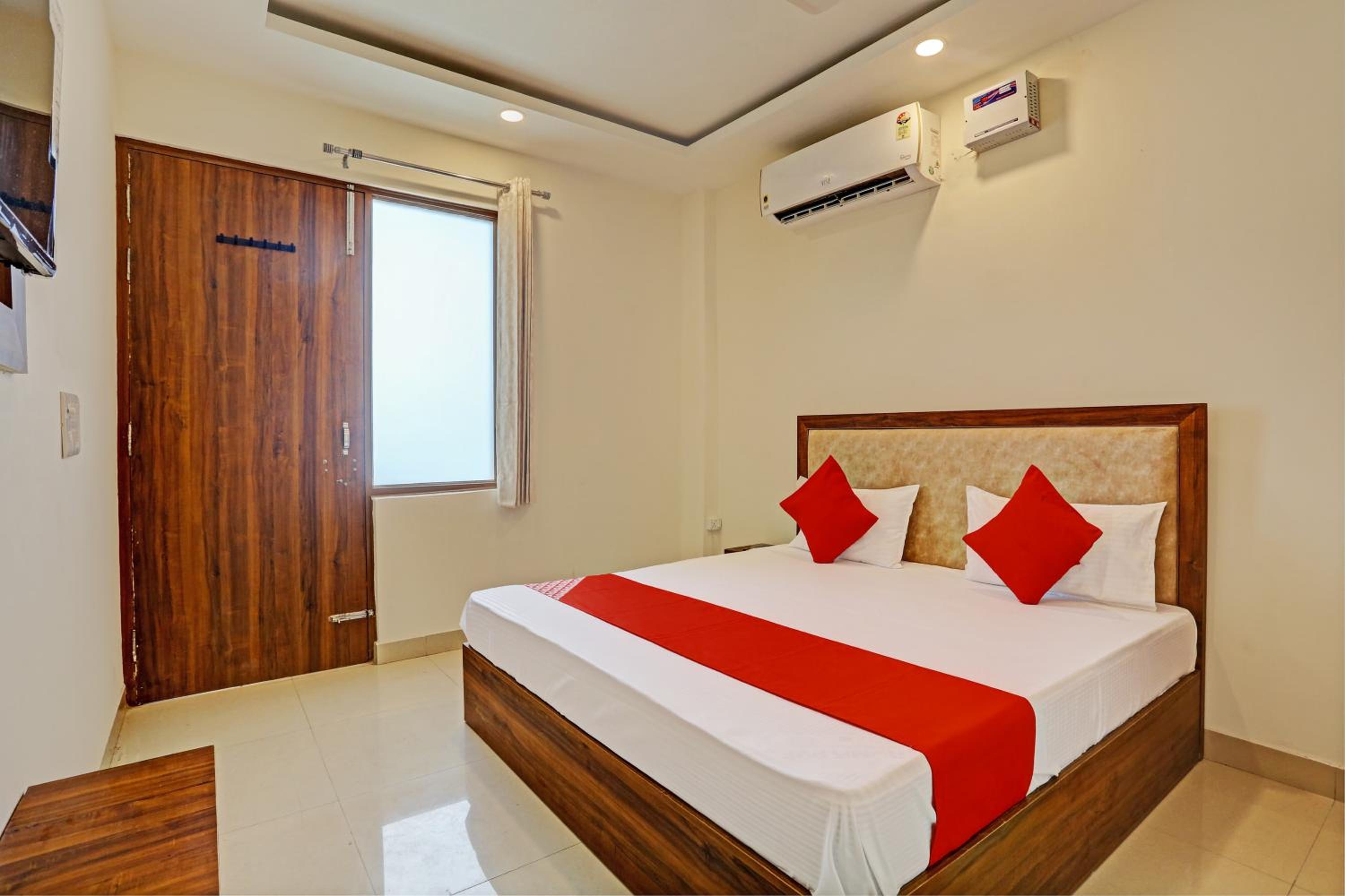 Hotel O Royal Residency view 2