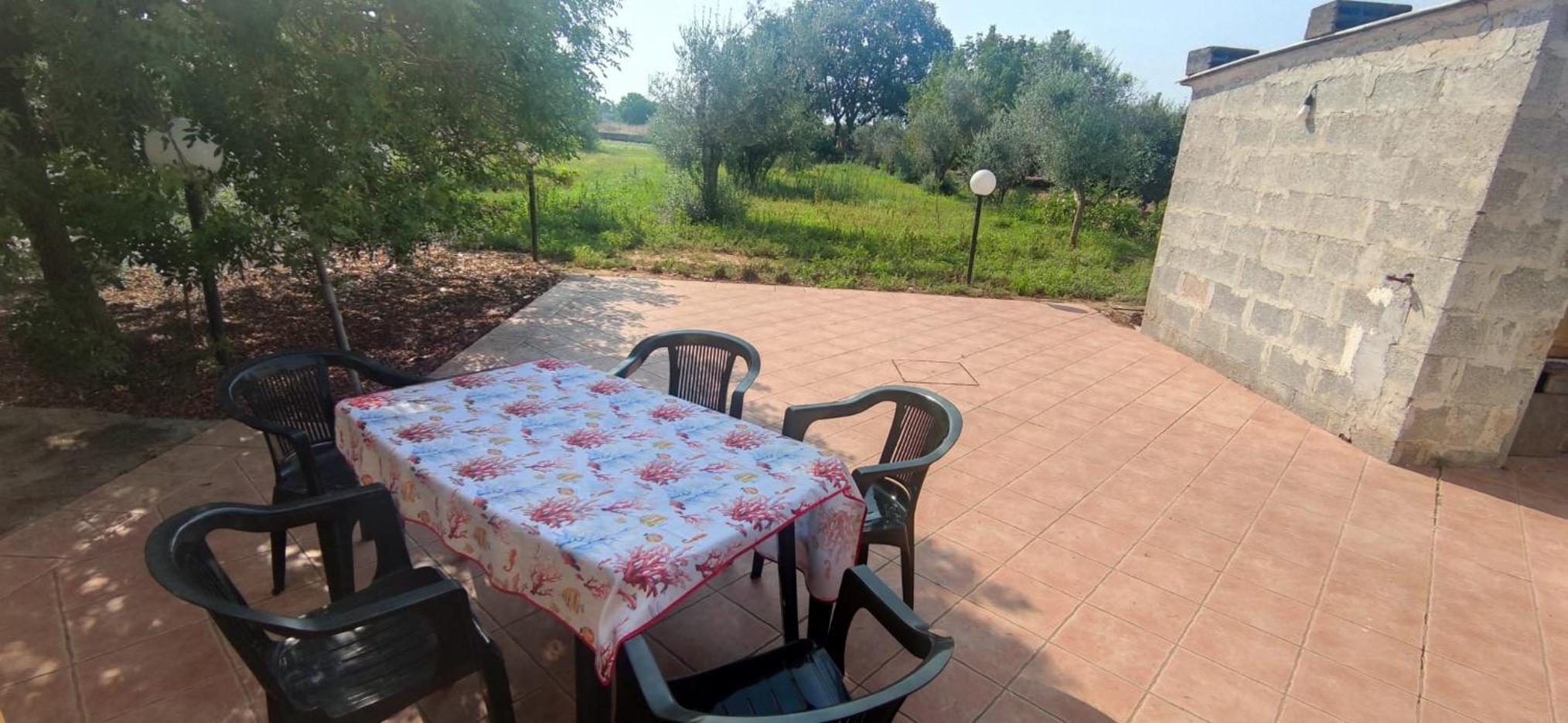 Cascina Vittorio, Relax in campagna con barbecue vicino Gallipoli
