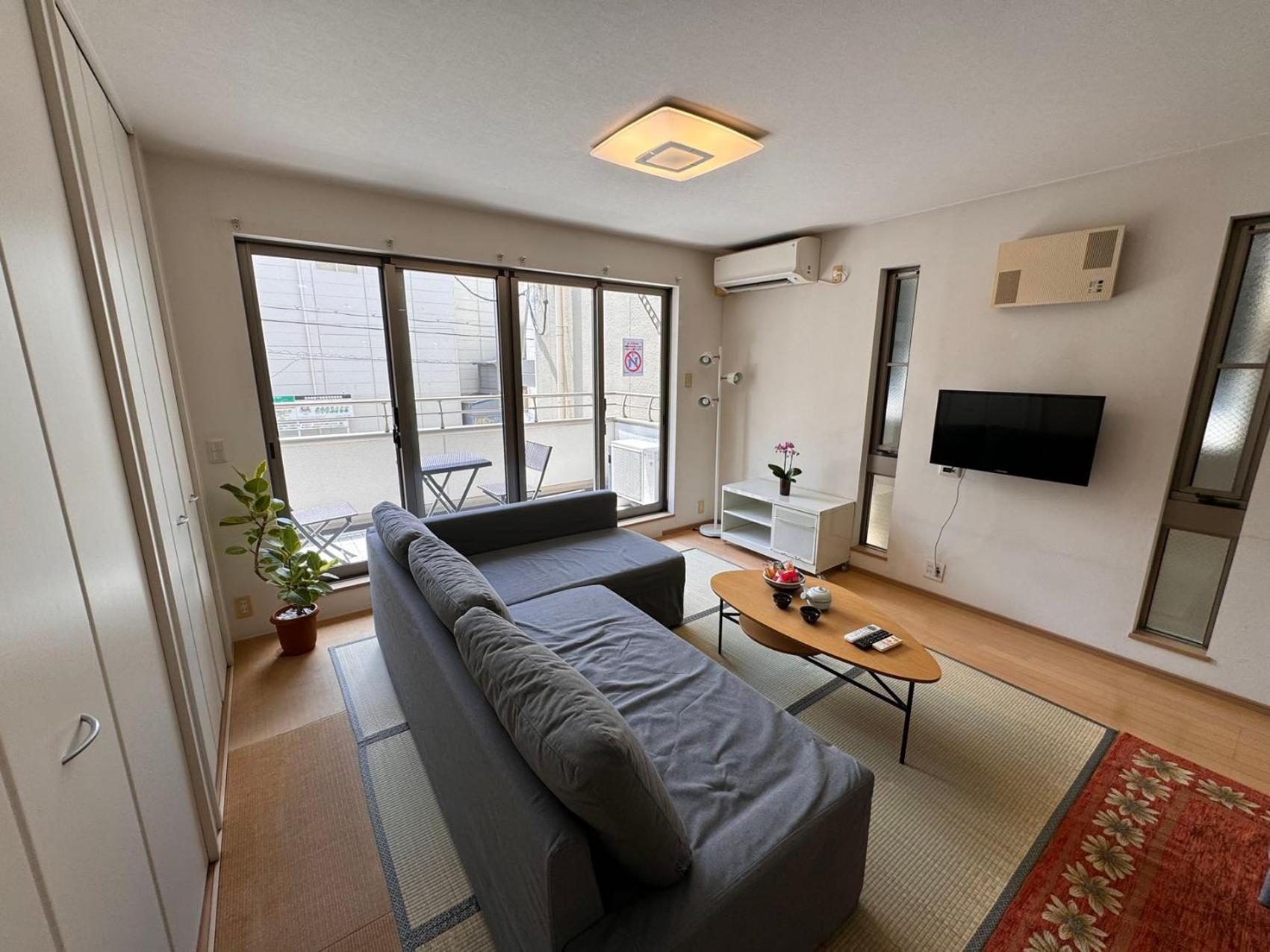 Comfy House Namba