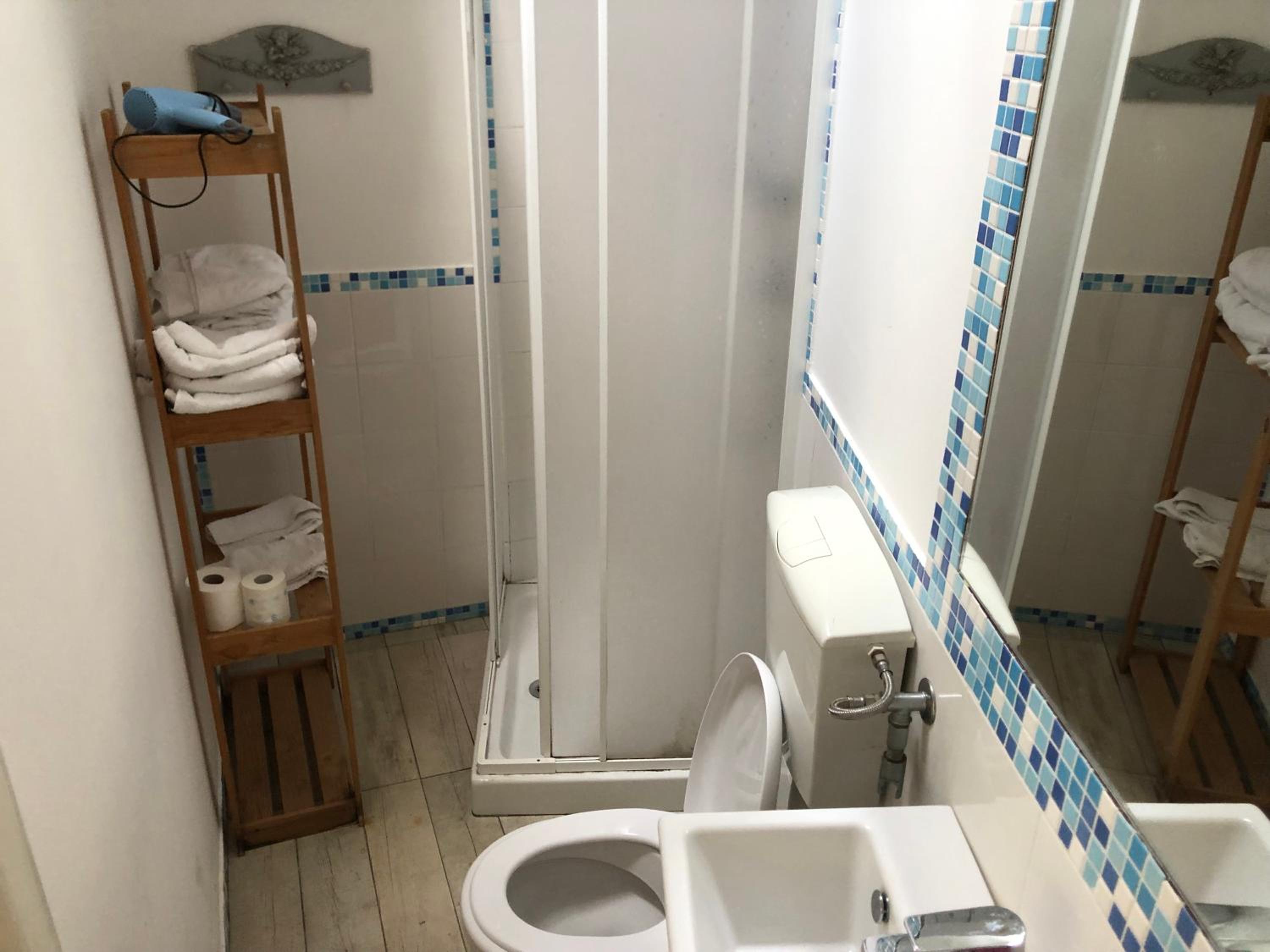 B&B Xenia