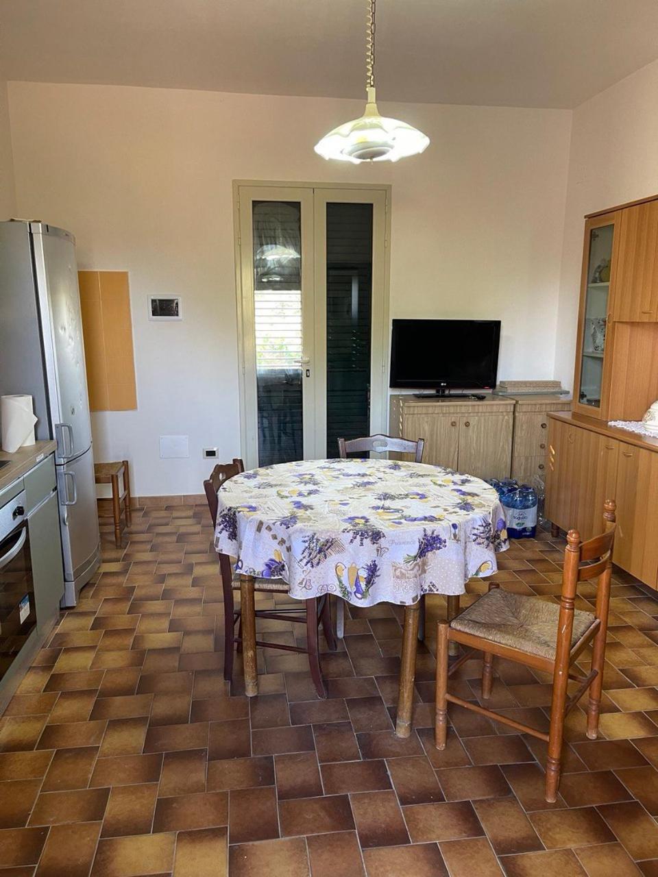 Cascina Vittorio, Relax in campagna con barbecue vicino Gallipoli