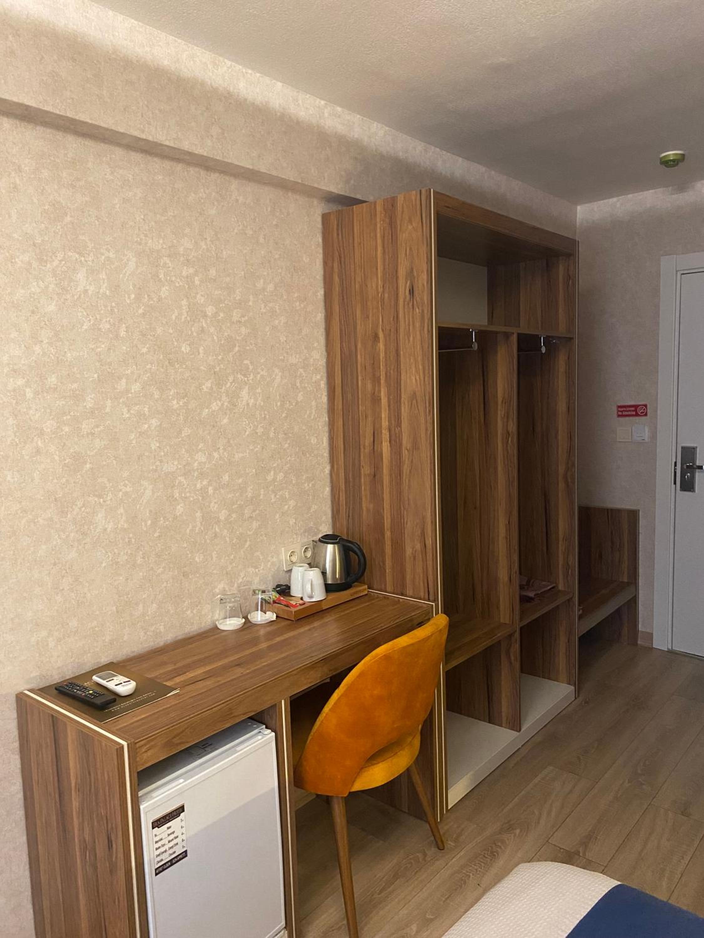 Era Palace Otel - Image 11