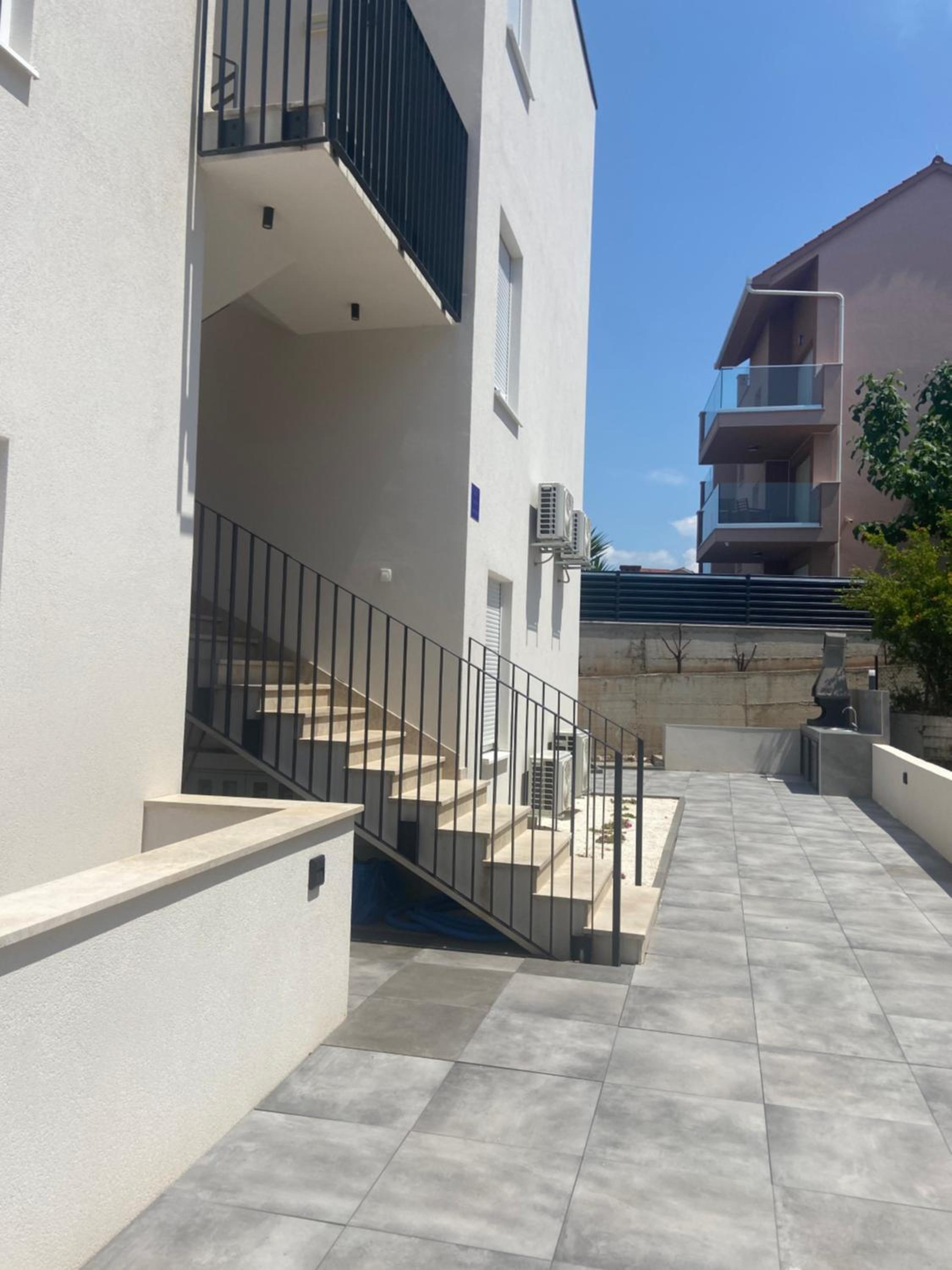 Villa Apartment Joel view 3