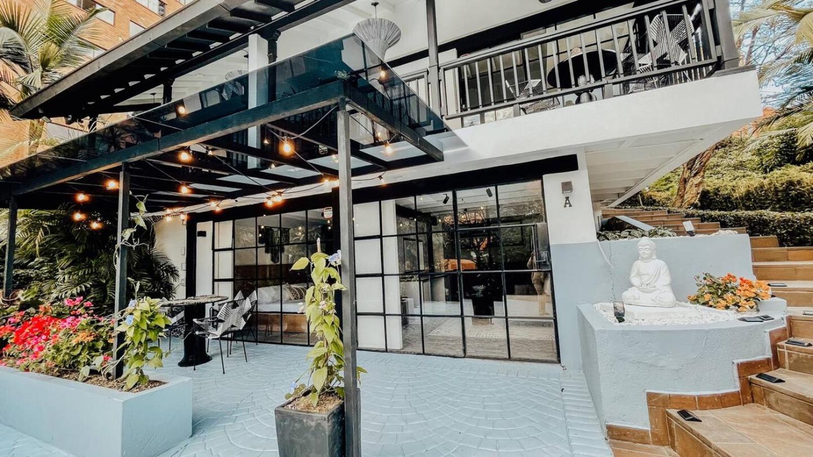 Japandi Buda Loft Close To Parque Lleras