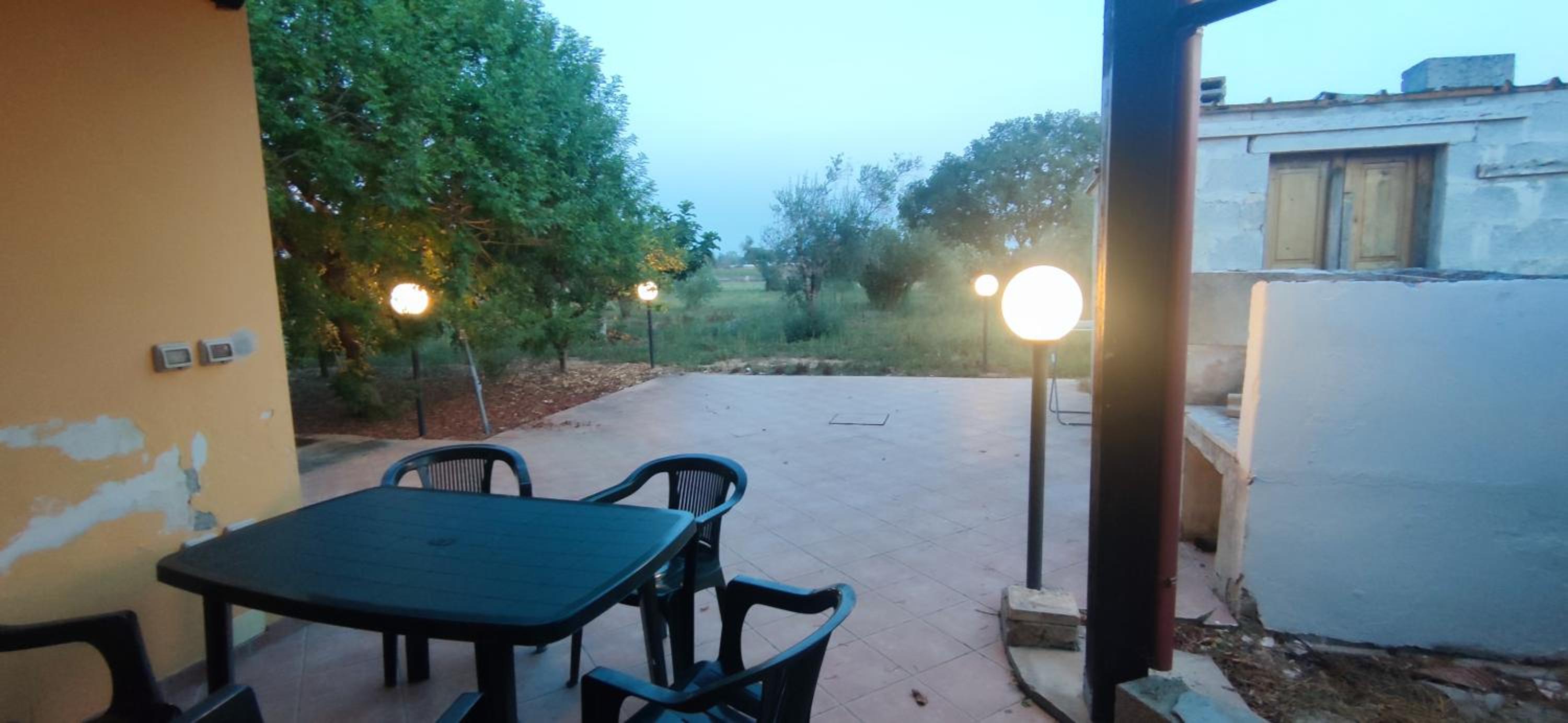 Cascina Vittorio, Relax in campagna con barbecue vicino Gallipoli