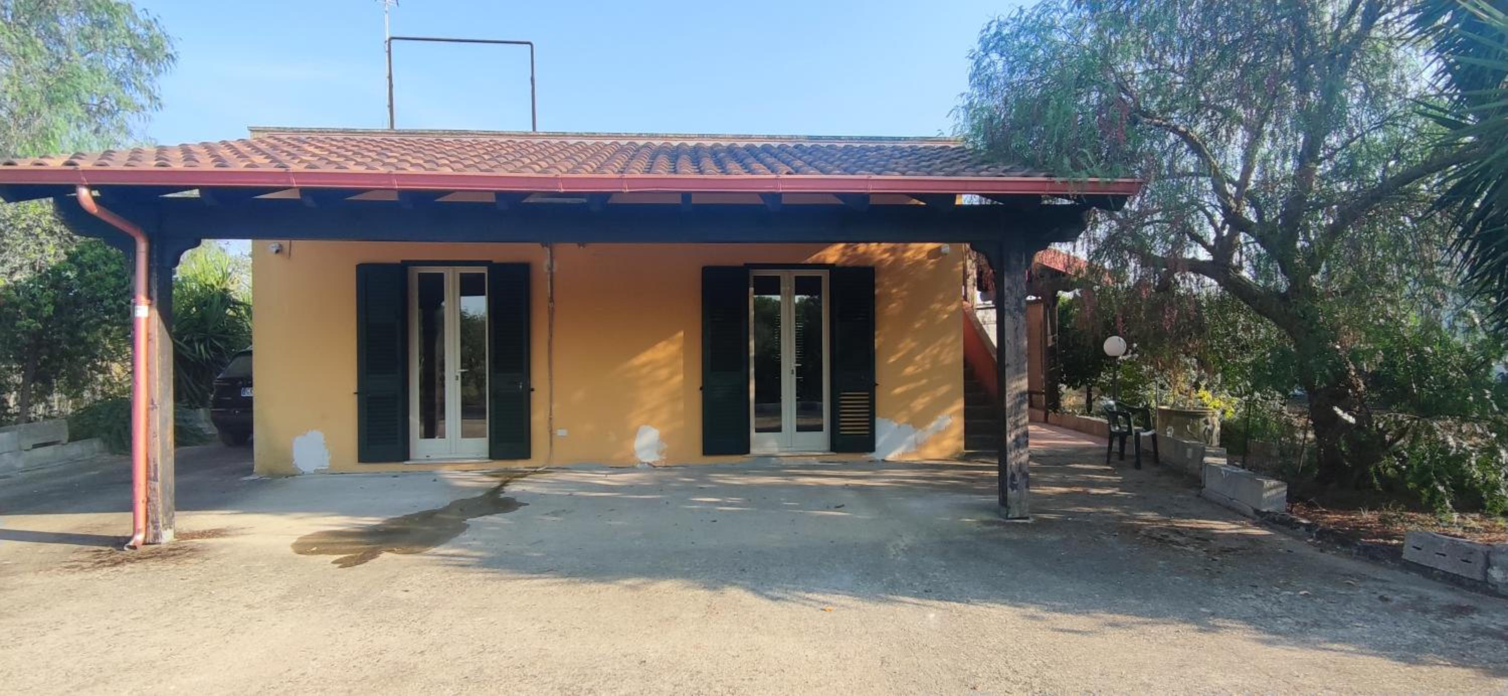 Cascina Vittorio, Relax in campagna con barbecue vicino Gallipoli