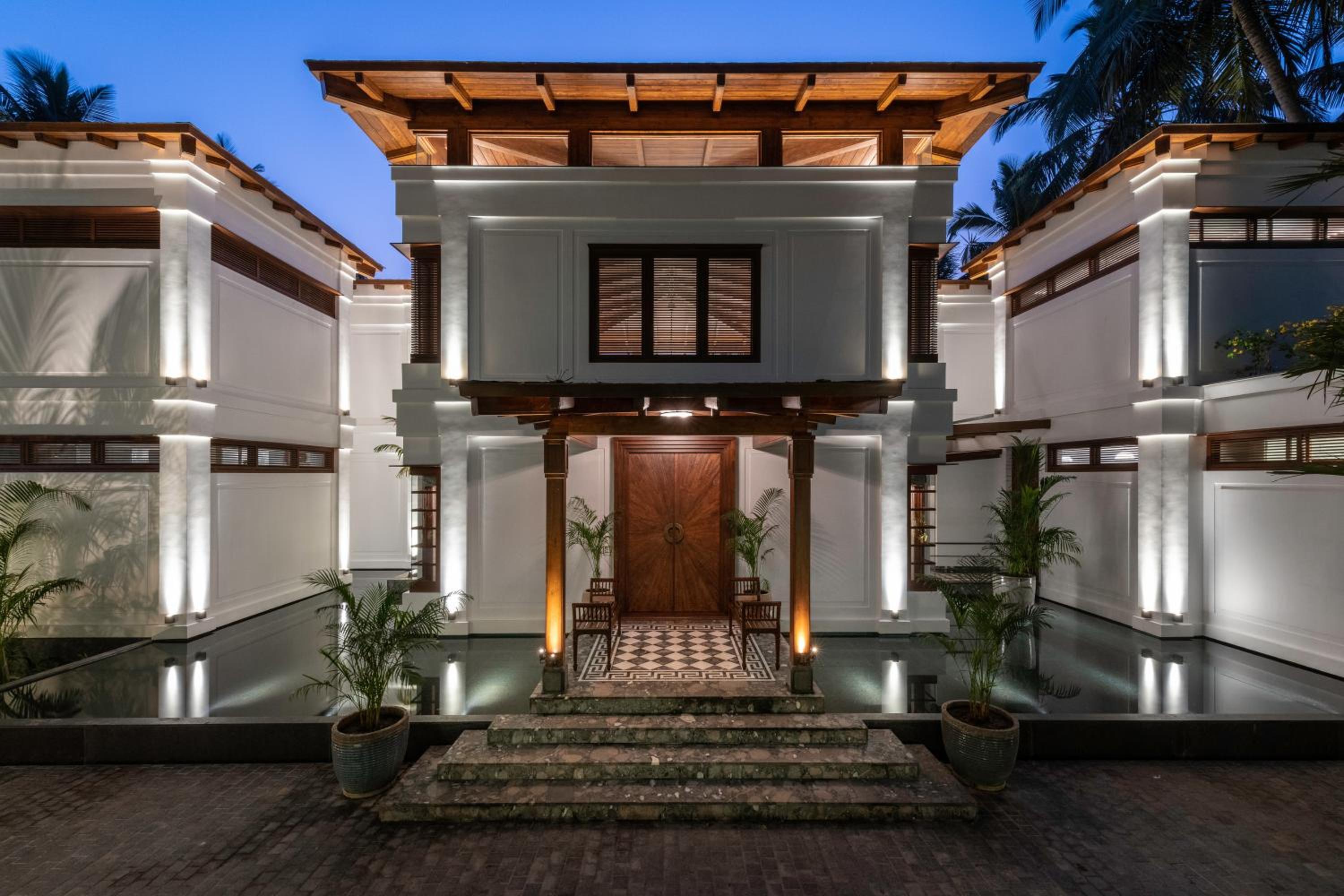 Azara Beach House - 5 BHK Designer Villa, Candolim Beach