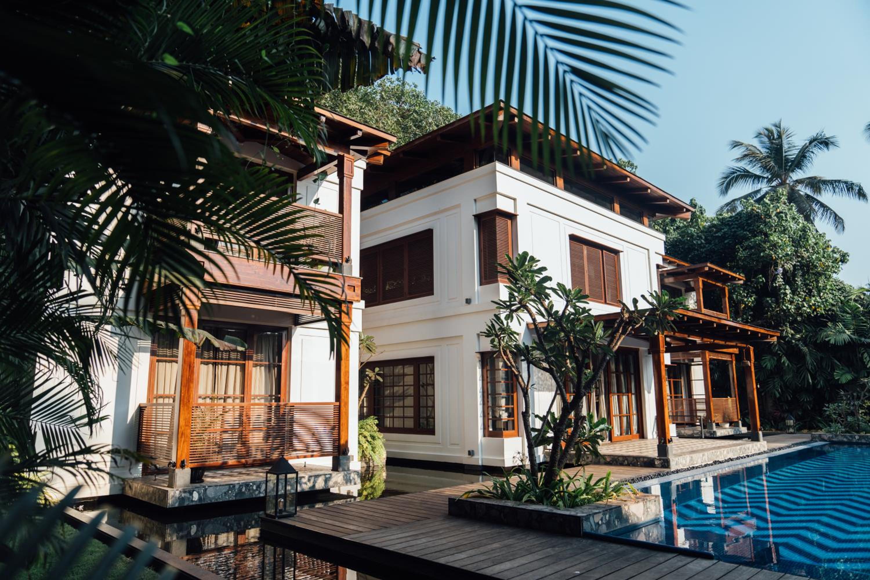 Azara Beach House - 5 BHK Designer Villa, Candolim Beach view 4
