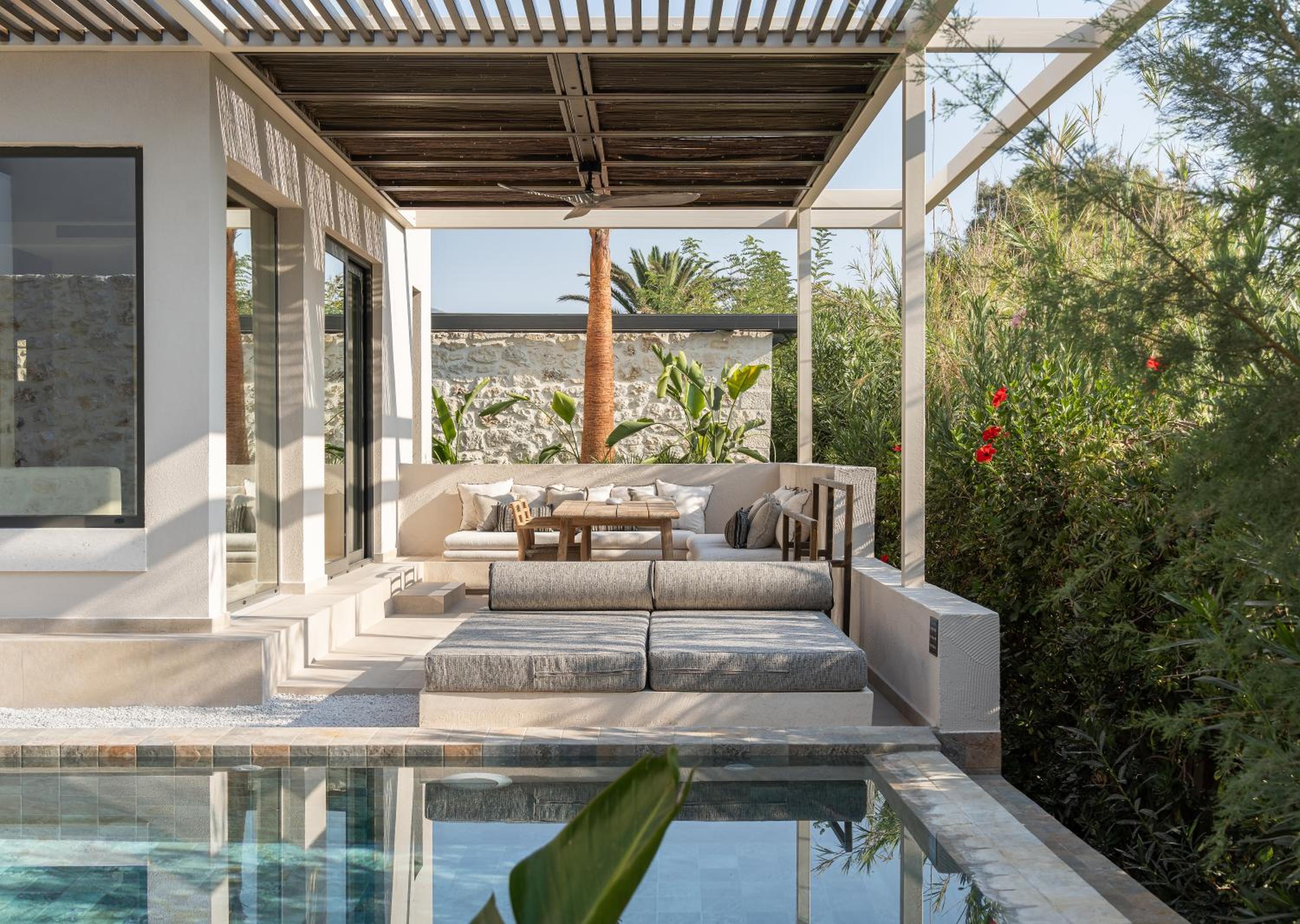 Dyo Beach Suites photo 3