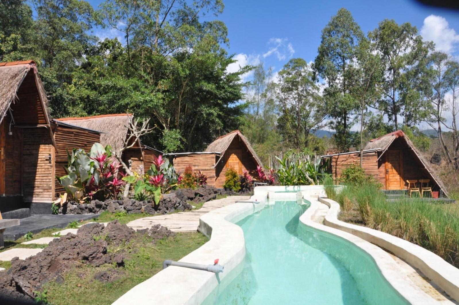 Triangular house and hot spring view 2