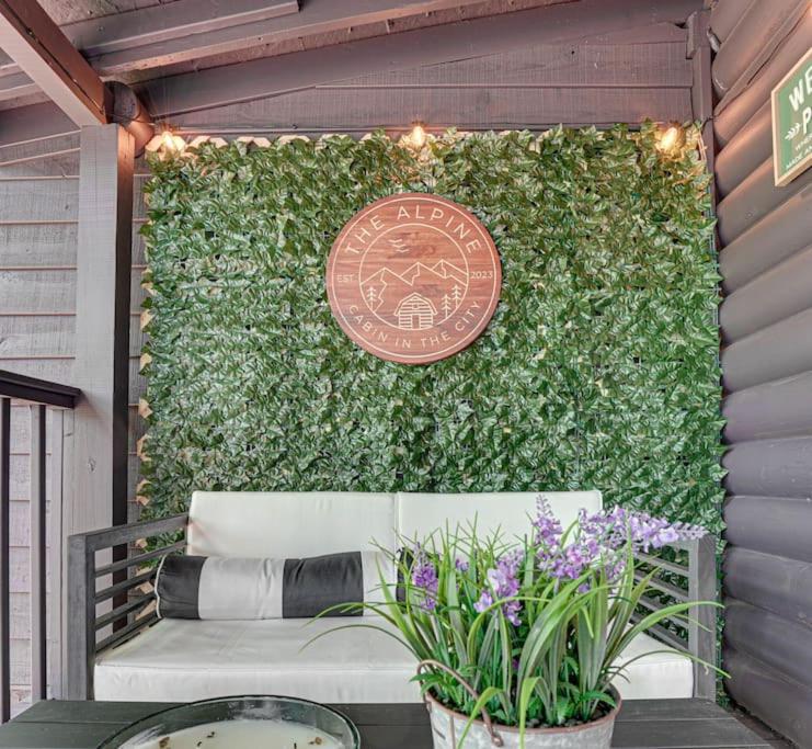 Welcome to The Alpine Luxury Cabin in the City view 4
