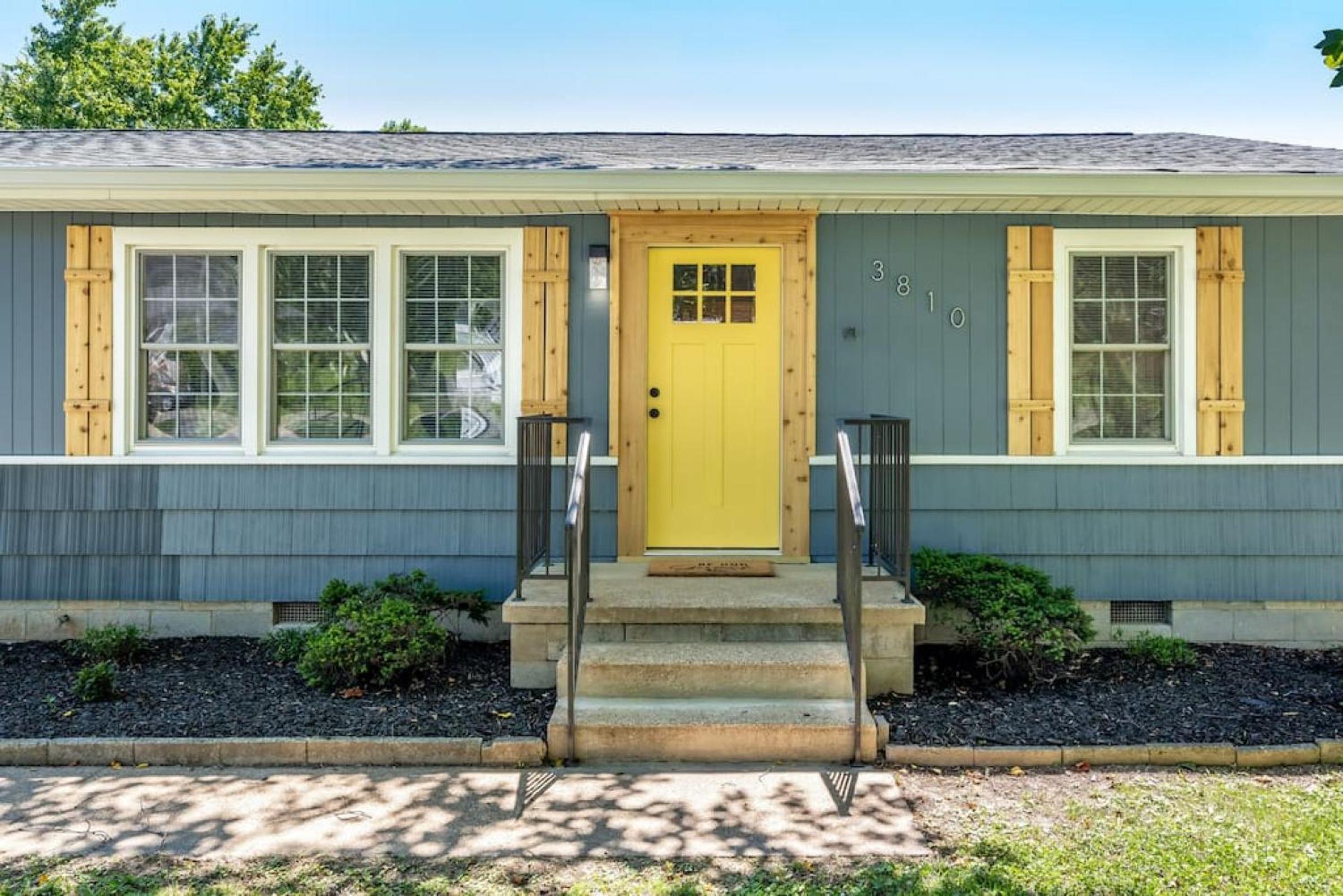 Yellow Door Cottage - 3BR, Pet and family friendly view 4