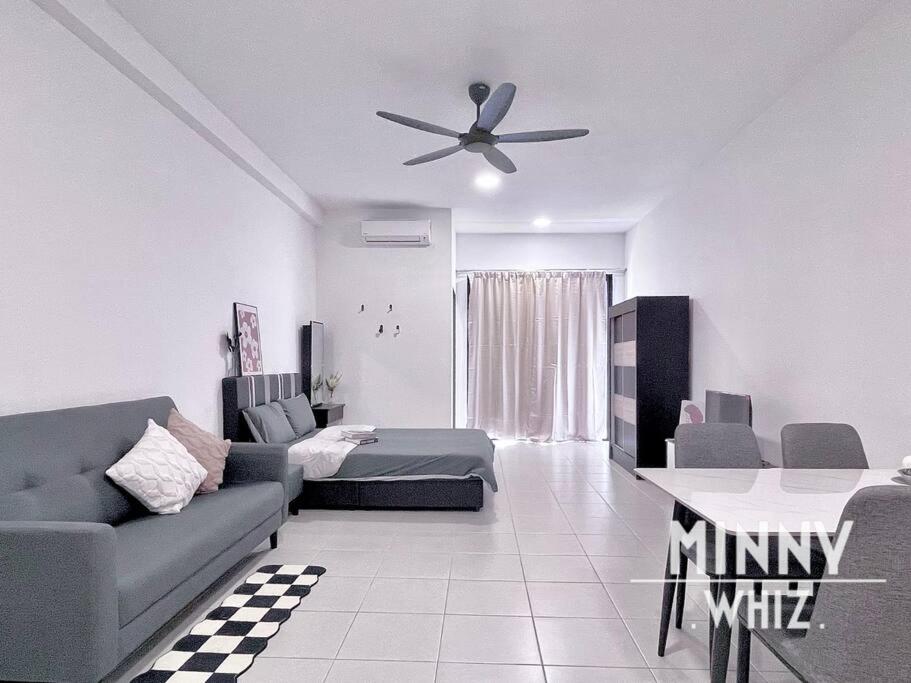 Netizen near MRT Couple Balcony Suite #31 photo 7