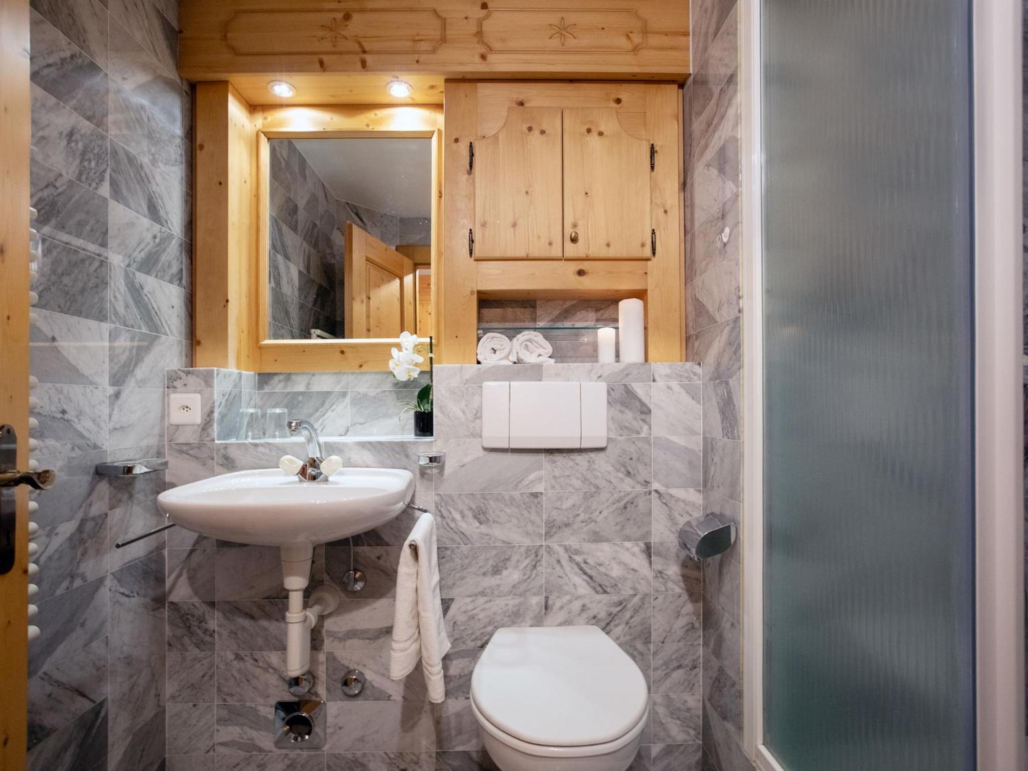 Apartment Résidence Bristol 12b by Interhome