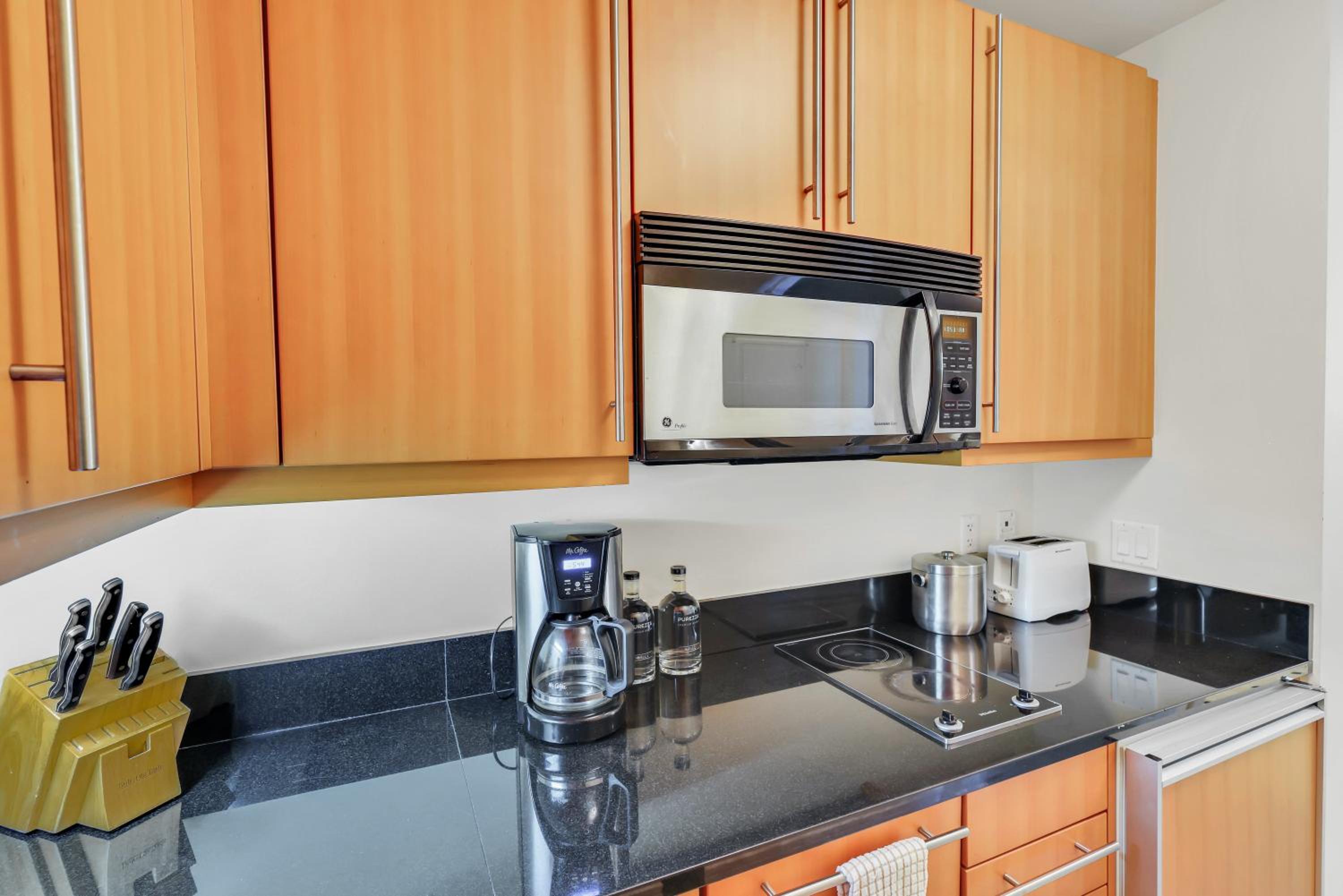 Amazing private studio in Four Seasons Residences Brickell!