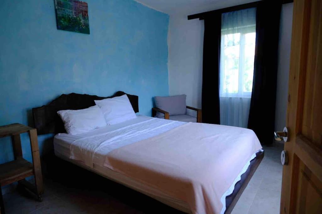 Dalyan Blue view 2