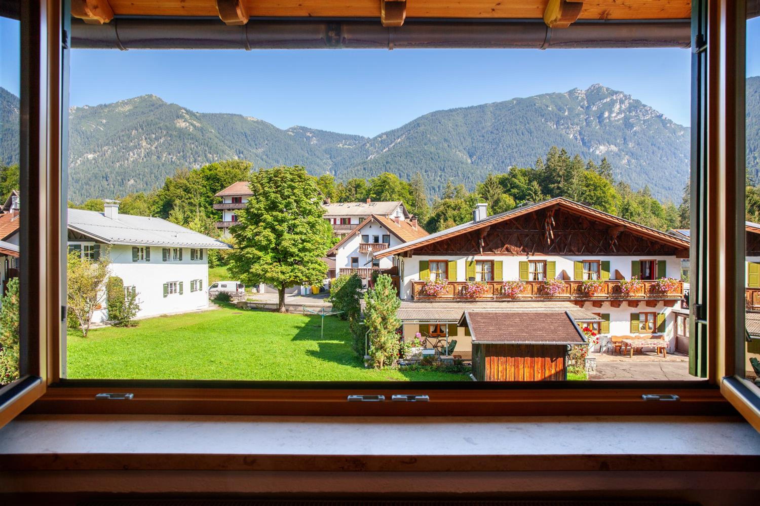 Ferienwohnung Waxensteinblick