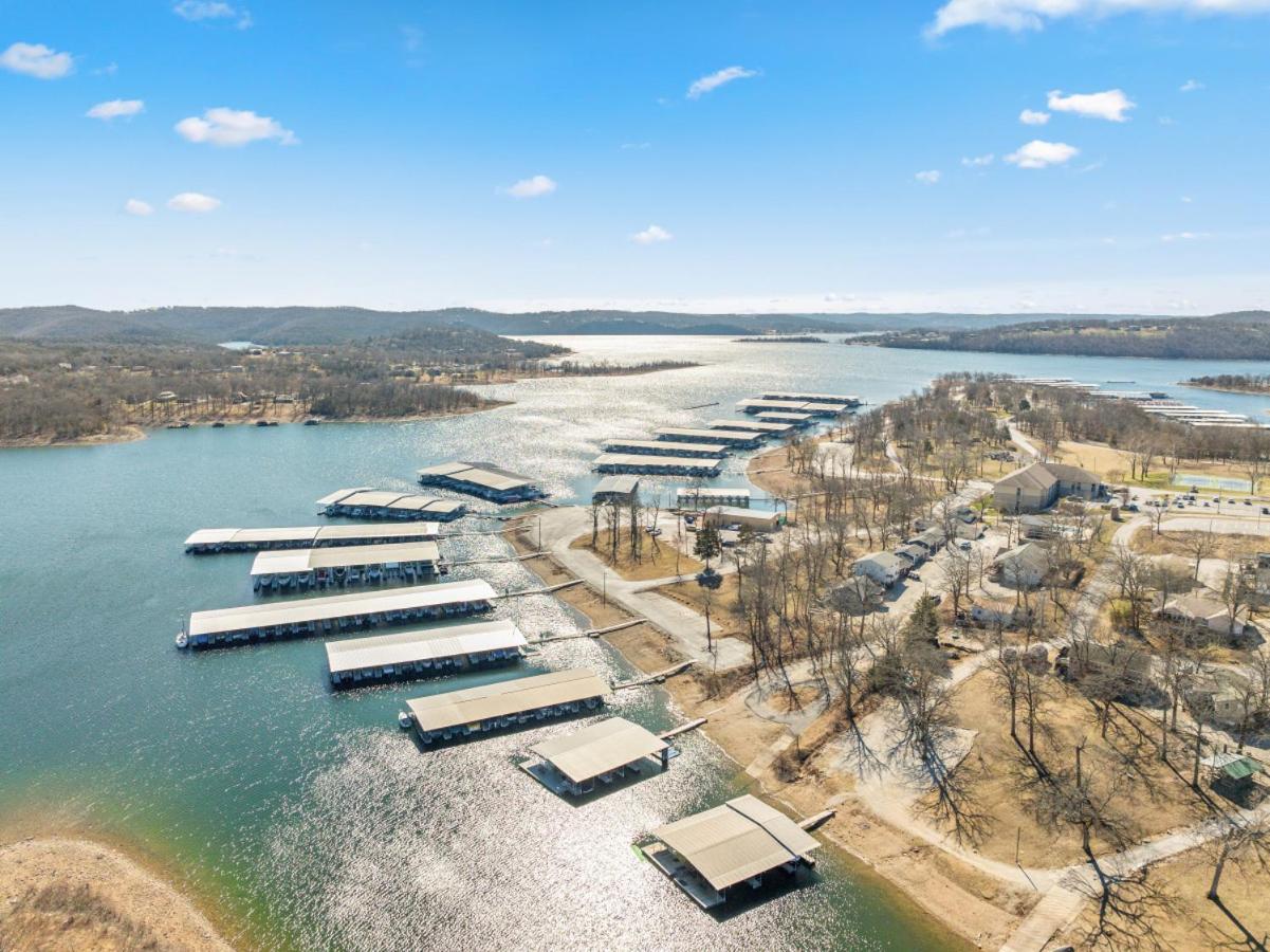 Lighthouse Lodge - Game Room, Swim Dock, Fire Pit