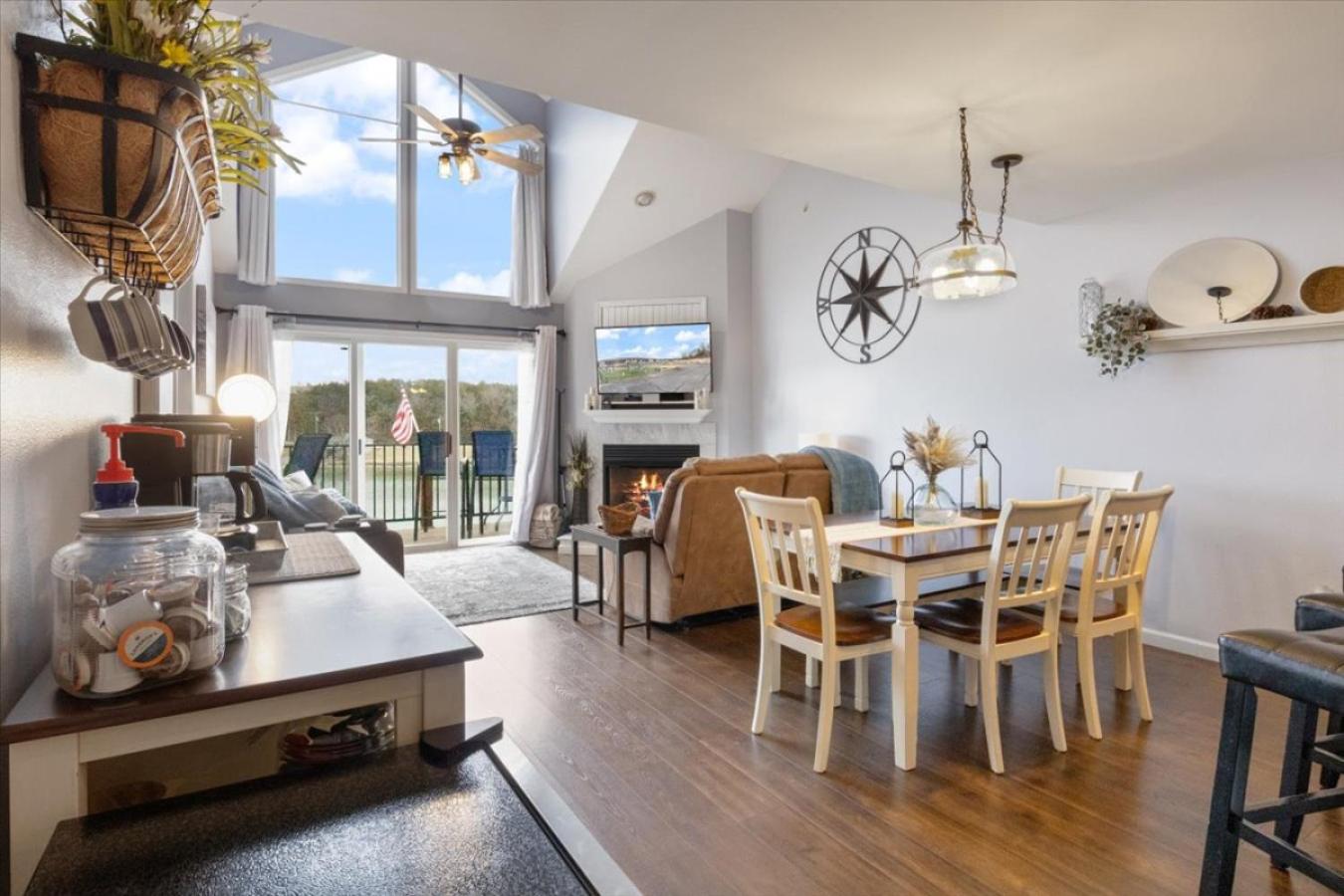 Glen Haven - Top Floor, Heated Pool, Playground view 4