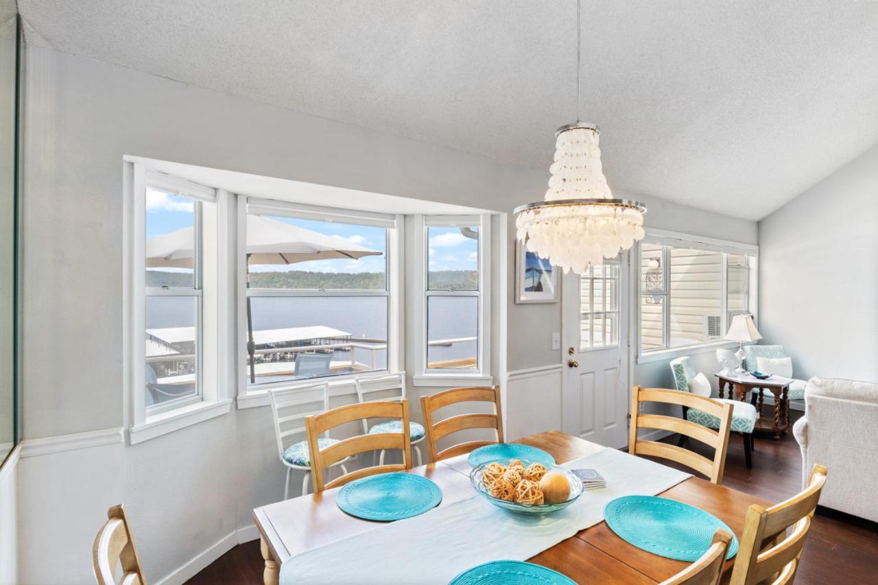 Panoramic Point, Waterfront Condo with Pool, Tennis