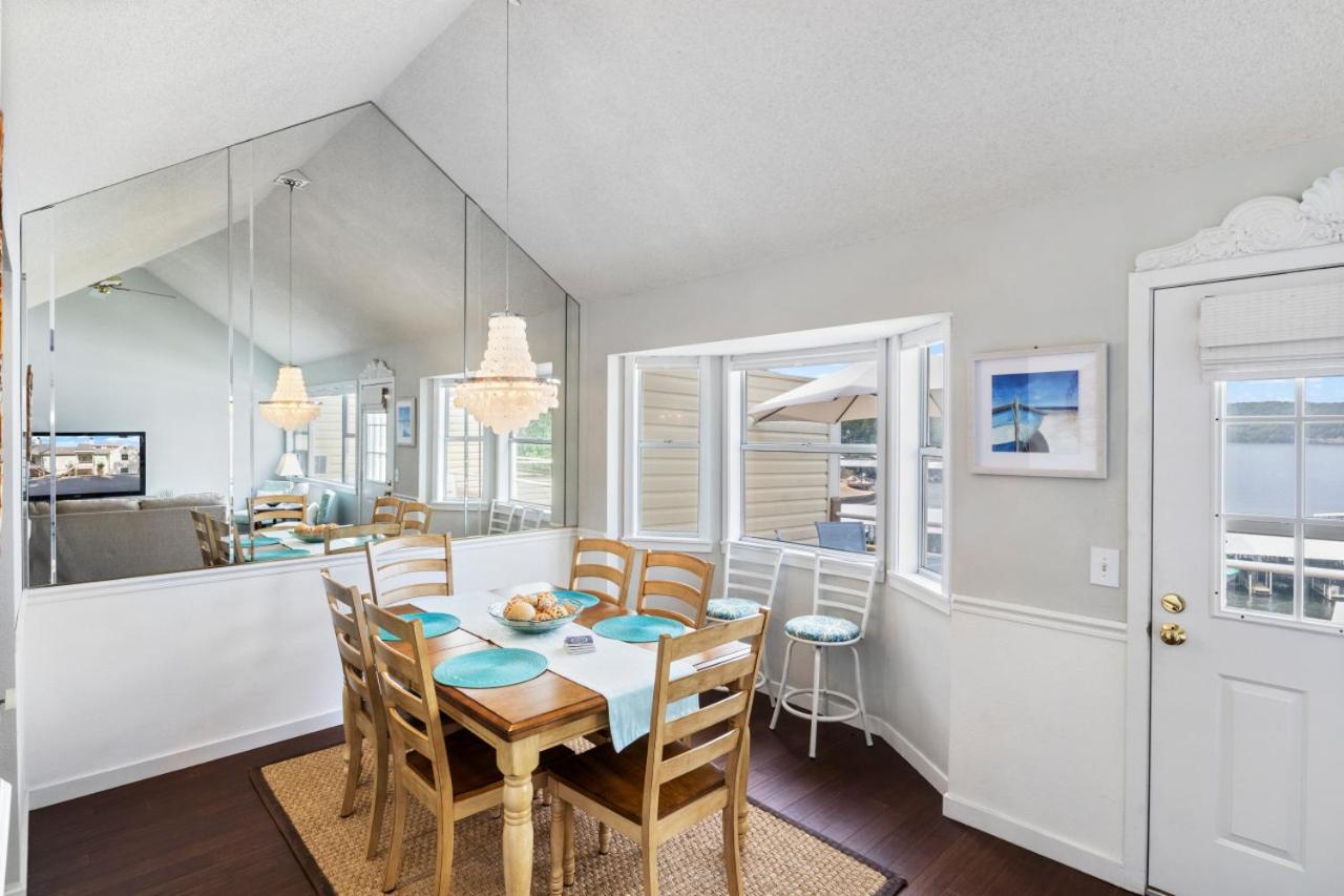 Panoramic Point, Waterfront Condo with Pool, Tennis