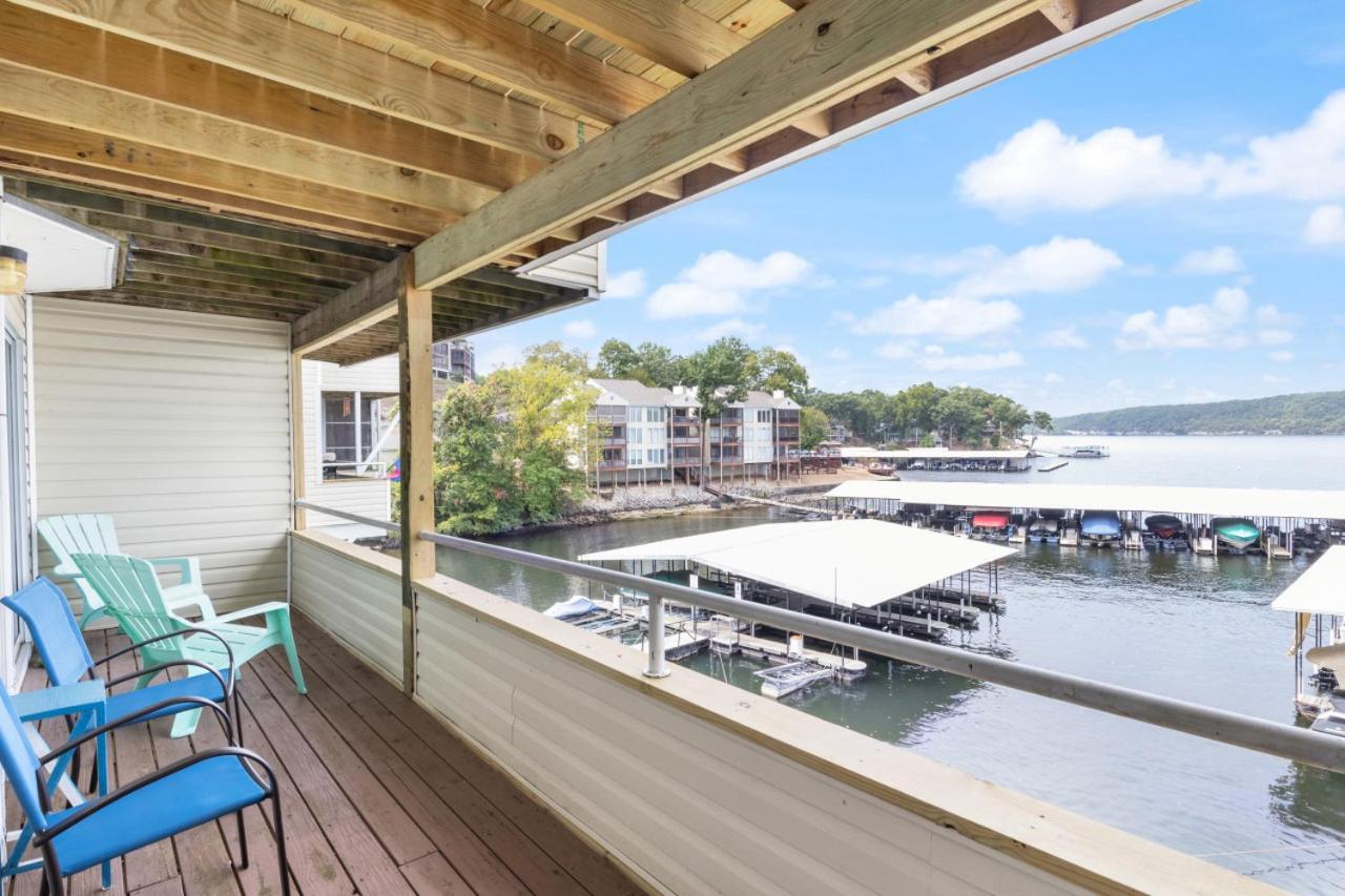 Panoramic Point, Waterfront Condo with Pool, Tennis