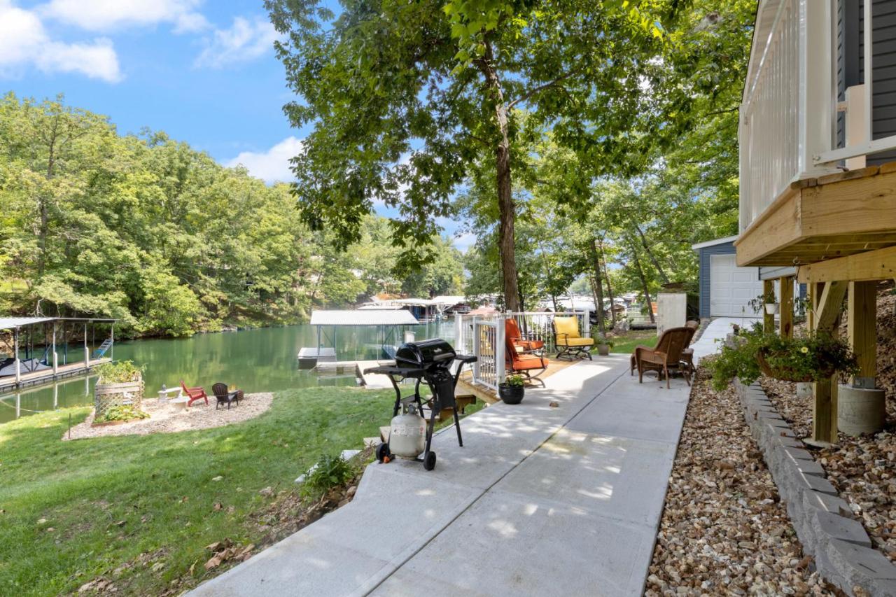 Rock Hollow Retreat, Dock, Firepit view 3
