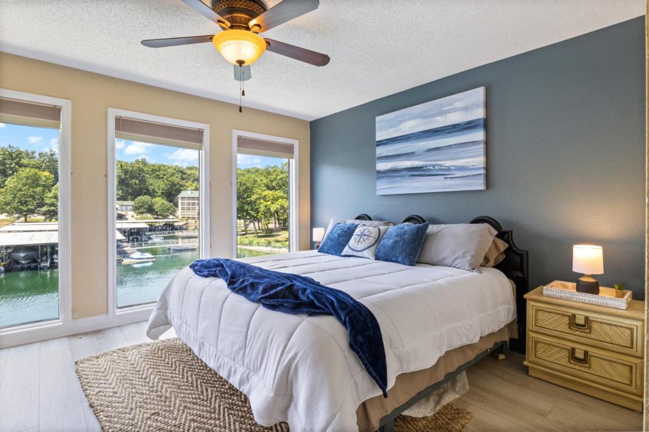 Turtle Cove, Lakefront Pool view 5
