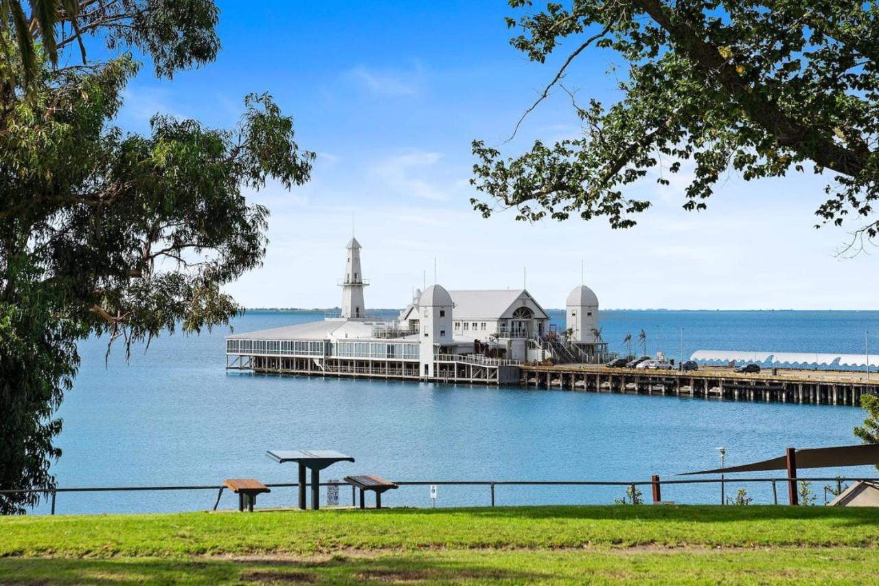 Rancho Relaxo Waterfront Getaway