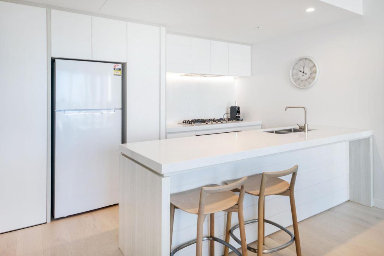The Signature - Brand New Ocean View 2BR Unit with Parking Infinity Pool