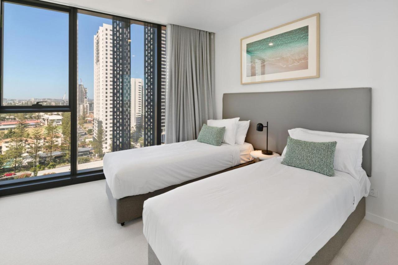 The Signature - Brand New Ocean View 2BR Unit with Parking Infinity Pool